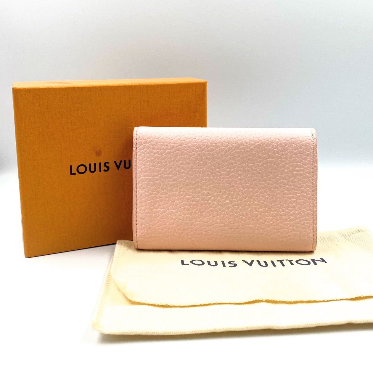 Louis Vuitton Louis Vuitton Capucines Compact Wallet (M82361) Size ONE SIZE - 2 Thumbnail