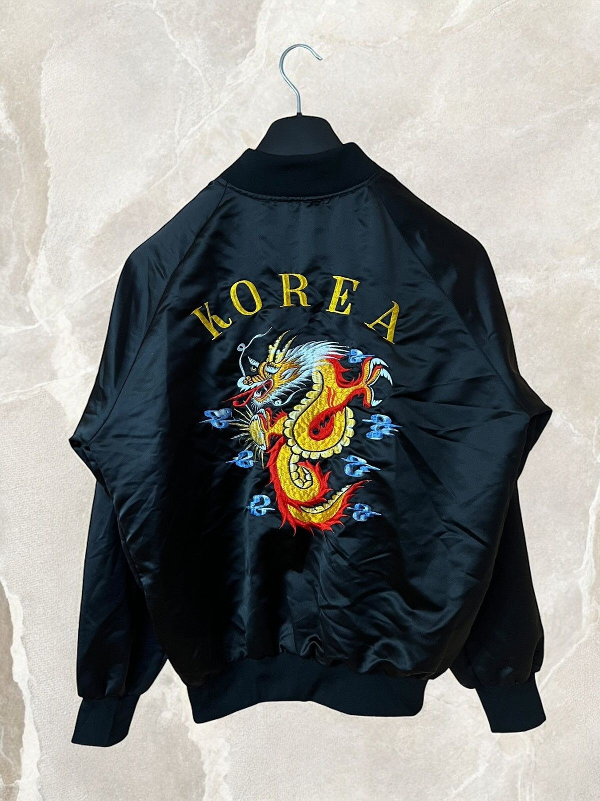 Vintage Vintage KOREA DRAGON Embroidered Big Logo Bomber Jacket y2k Size US M / EU 48-50 / 2 - 3 Thumbnail
