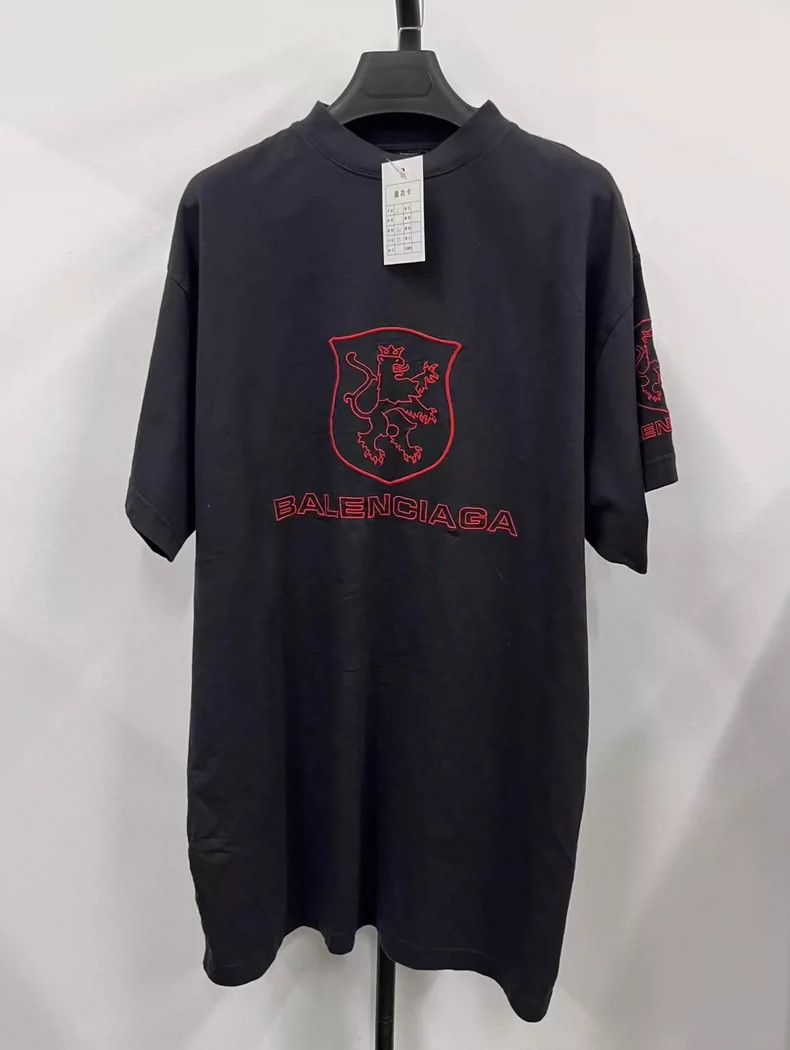 Balenciaga Balenciaga Logo monogrammed crewneck short sleeve T-shirt Size US L / EU 52-54 / 3 - 1 Thumbnail