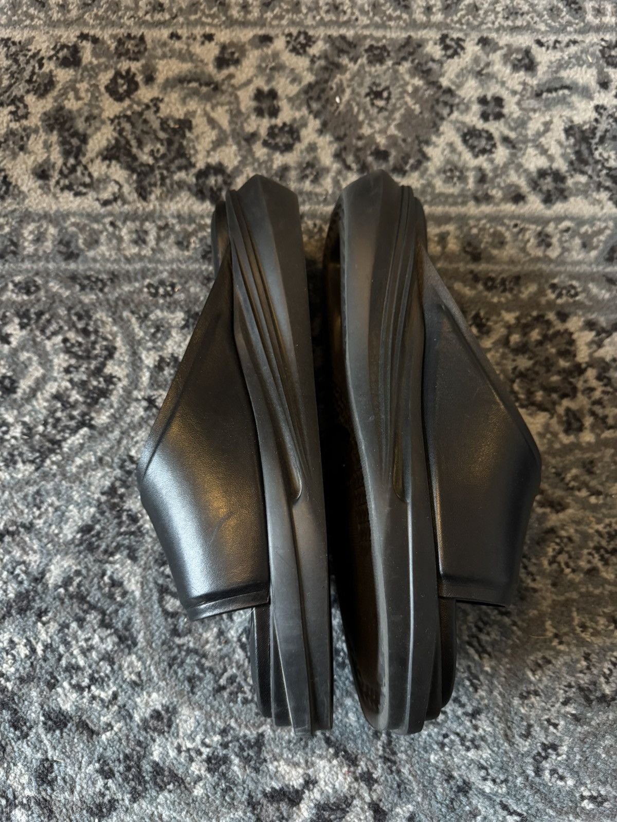 1017 ALYX 9SM 1017 ALYX 9SM leather mono slip on Size US 12 / EU 45 - 3 Thumbnail