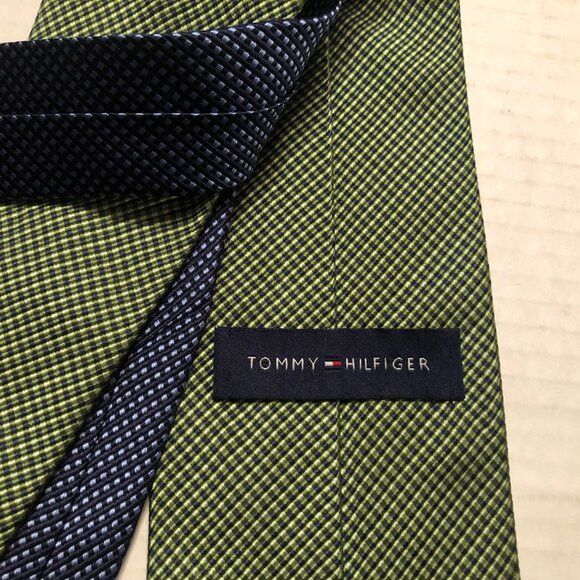 Tommy Hilfiger tommy hilfiger men's new silk tie 3 1/4" X 58" Size ONE SIZE - 3 Thumbnail