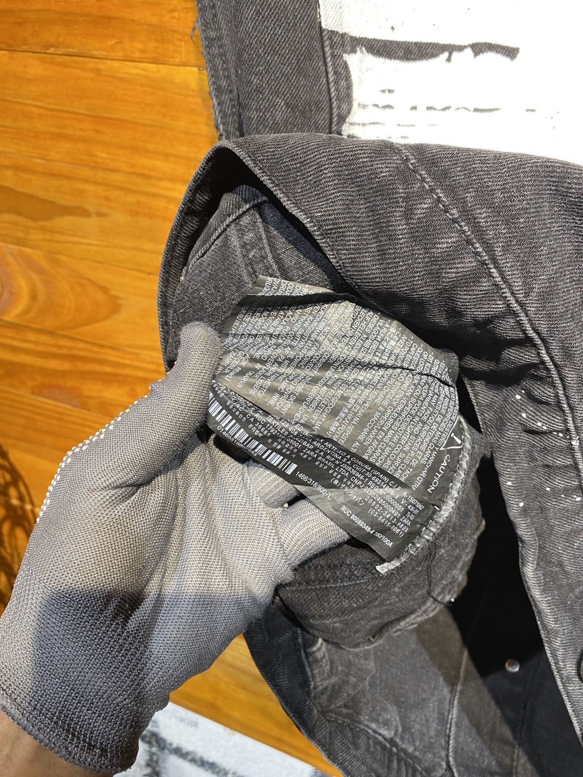 Zara ZARA Men’s Black Denim Vest “Critical Thinker” Graphic – L Size US L / EU 52-54 / 3 - 15 Thumbnail