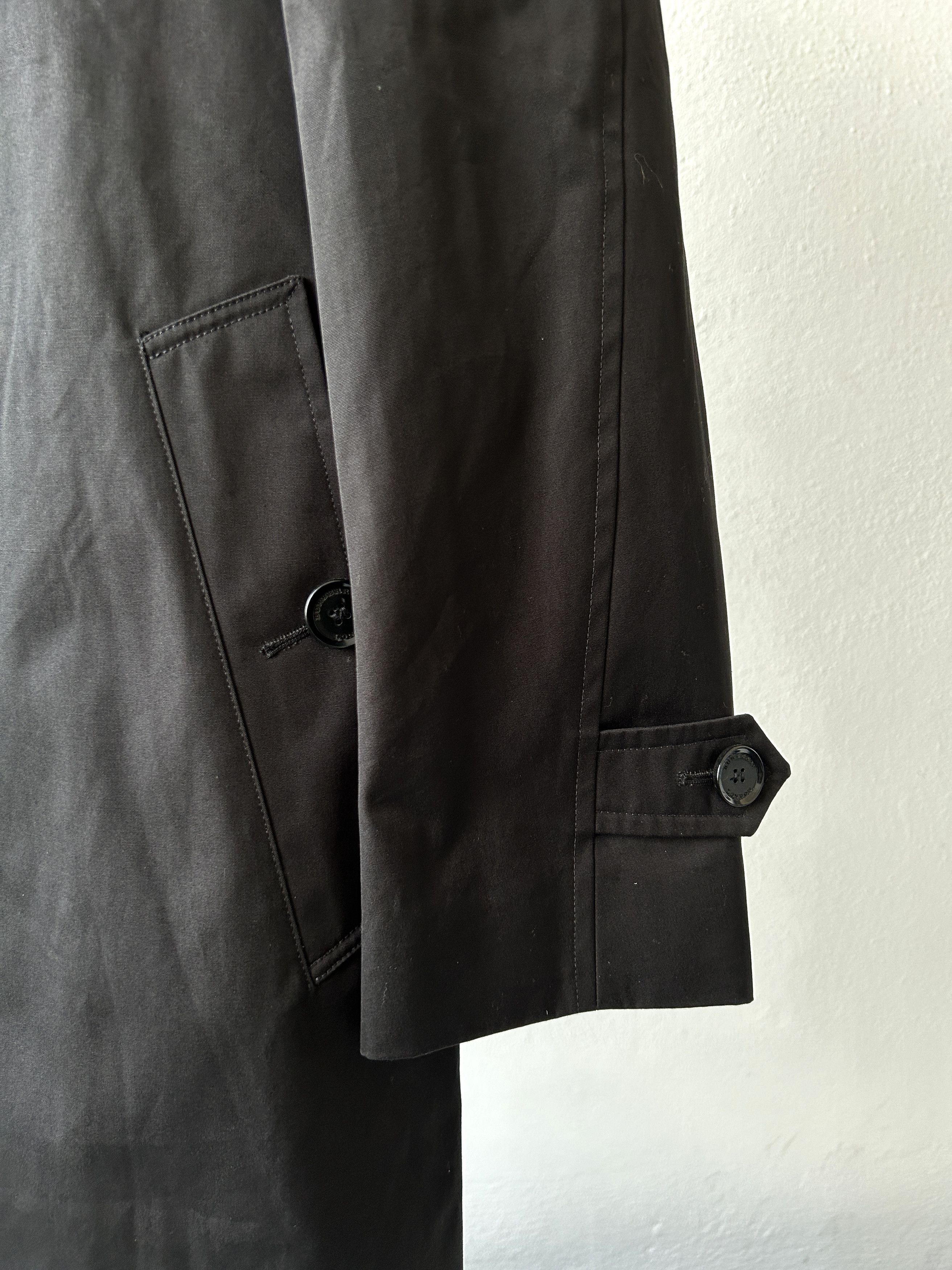 Burberry Burberry black trench coat Size US M / EU 48-50 / 2 - 5 Thumbnail