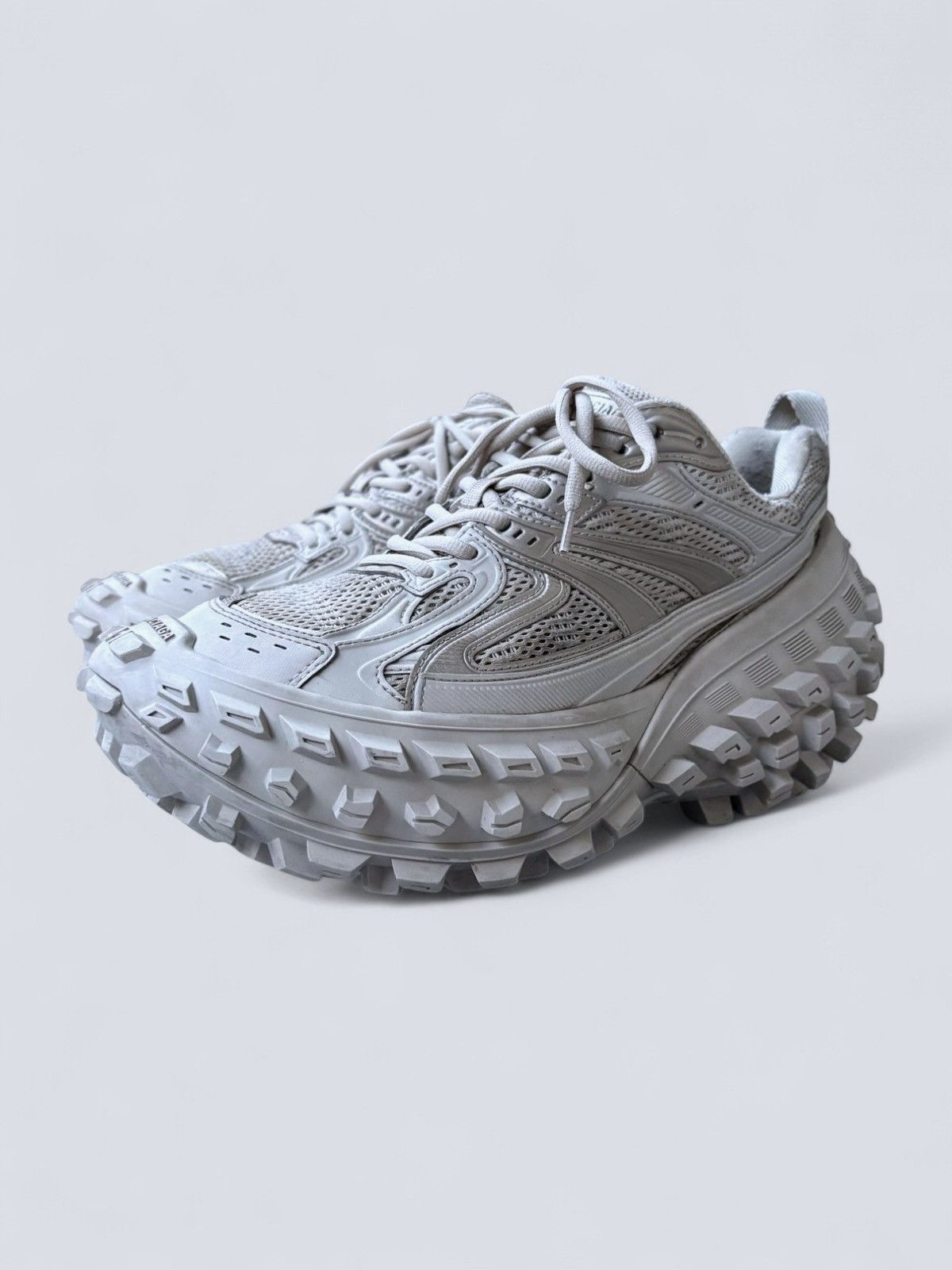 Balenciaga Balenciaga Defender Bouncer Sneakers Beige EU 41 Chunky Size US 8 / EU 41 - 3 Thumbnail