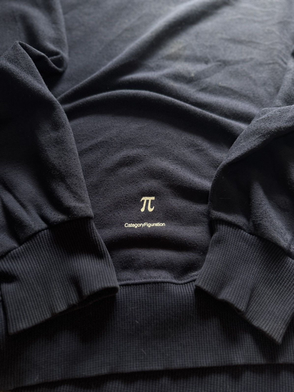 Jun Takahashi × Undercover 1999 Undercover x WTAPS Pi Logo Heavy Crewneck Size US XL / EU 56 / 4 - 9 Thumbnail