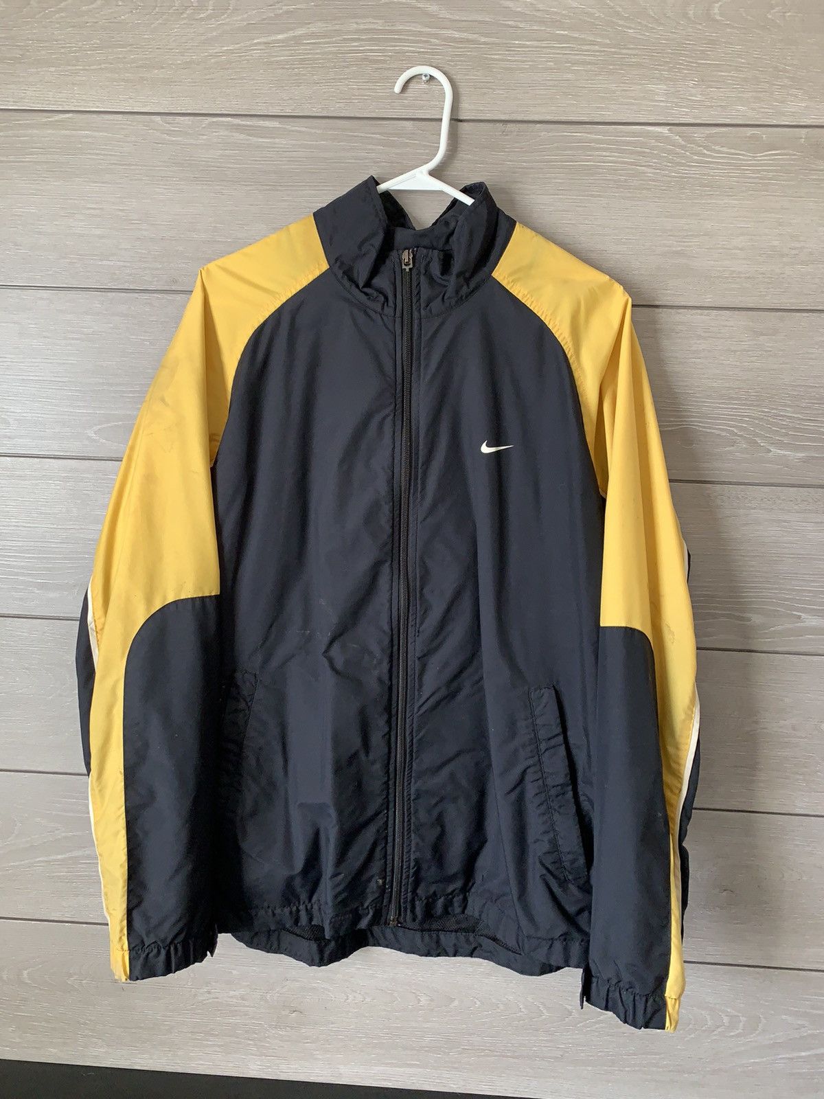 Nike × Vintage Vintage Nike Logo Windbreaker Size US L / EU 52-54 / 3 - 3 Thumbnail