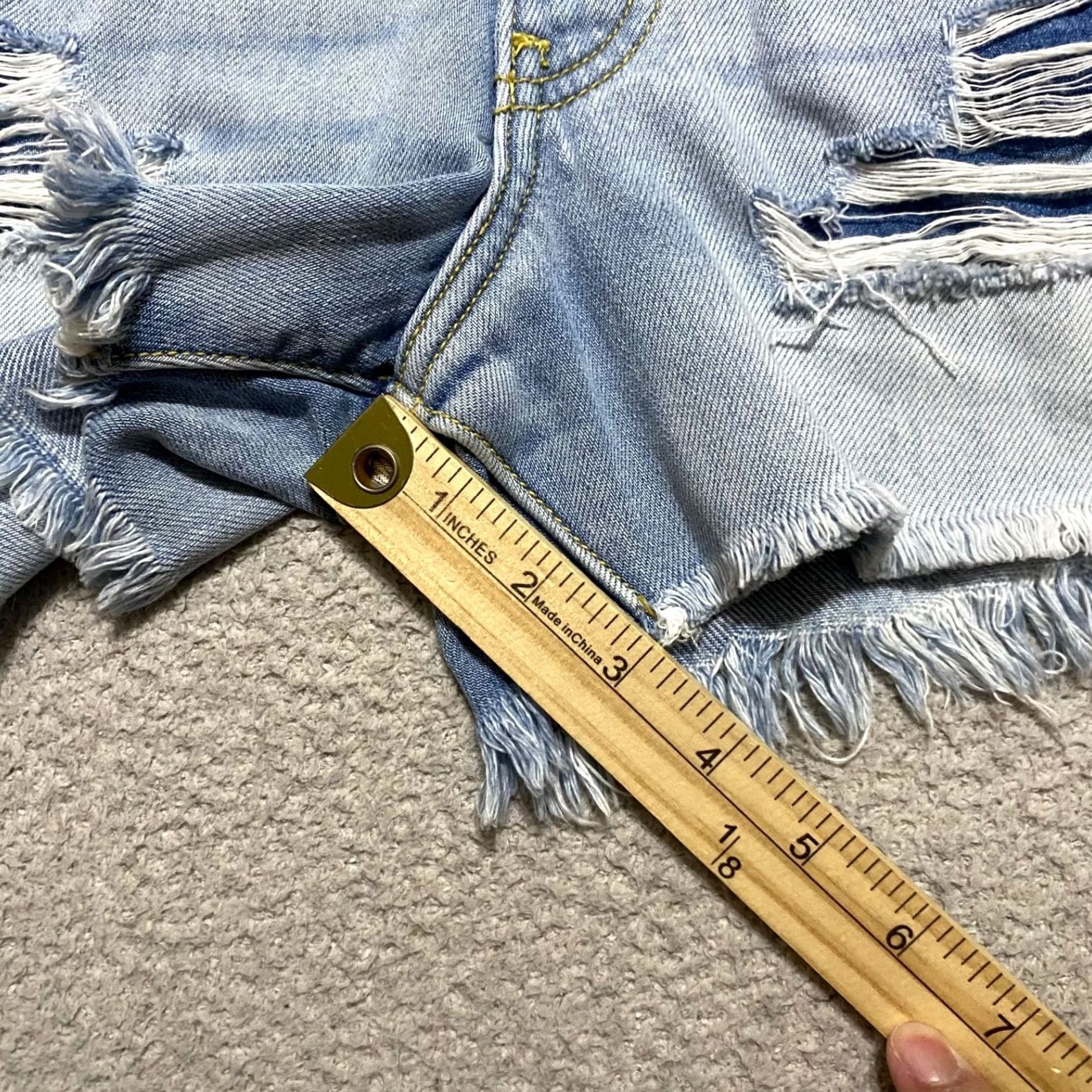 Vintage Kancan Jean Shorts Womens 13 Blue Denim Mid Rise Distressed Cut Off Inseam 3" Size 34" / US 12 / IT 48 - 5 Thumbnail