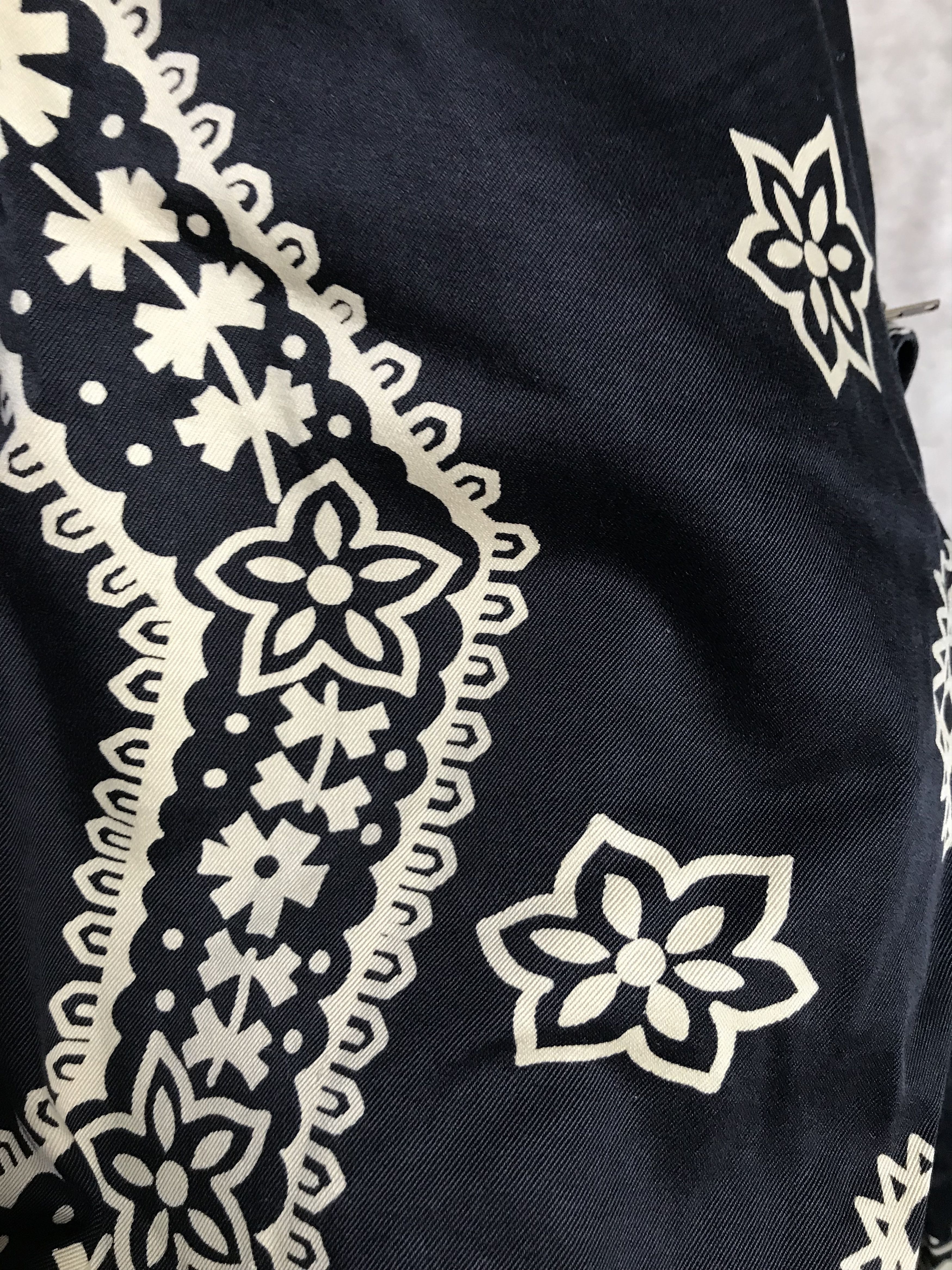Moschino Vintage Moschino Bandana Print Jeans 90s Archival Peace Size 28" / US 6 / IT 42 - 4 Thumbnail