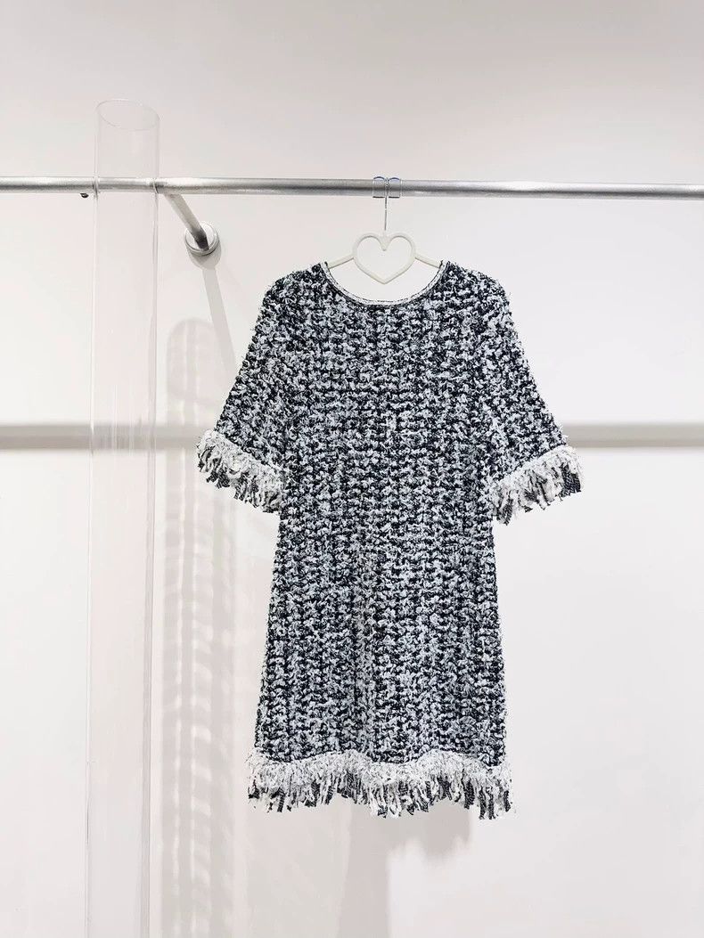 Chanel Chanel Waterfall series dress 2503-Nextarrow Size XS / US 0-2 / IT 36-38 - 3 Thumbnail