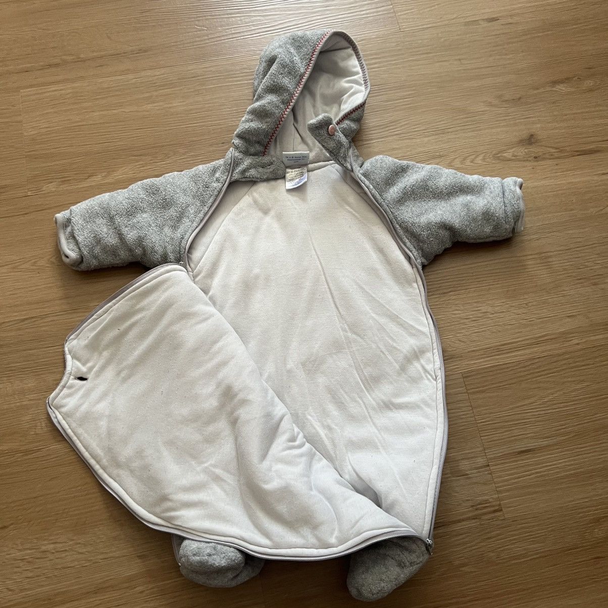 Other Rare Bugs Bunny Looney Tunes Baby Romper Onesie Size ONE SIZE - 3 Thumbnail