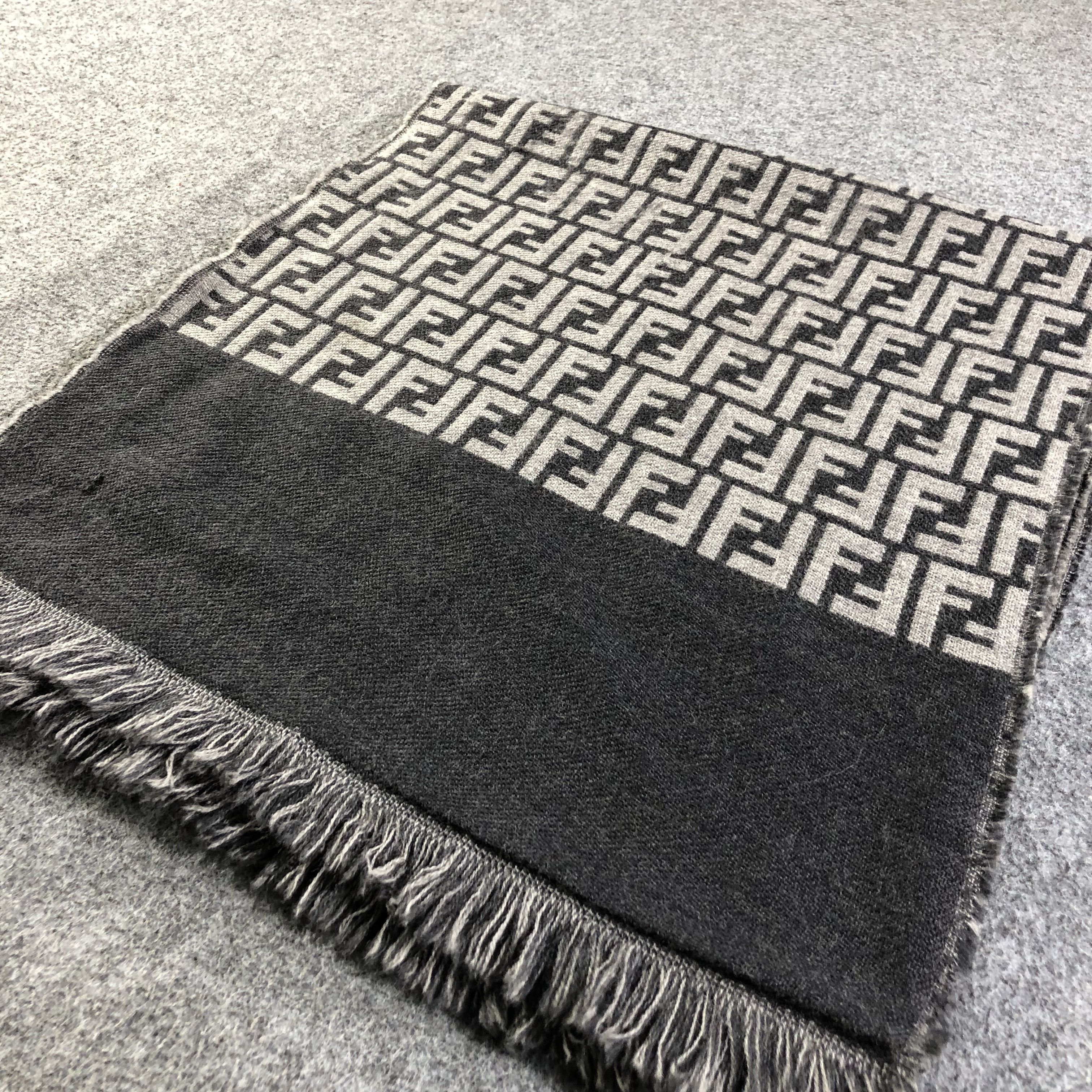 Fendi Fendi Monogram FF Full Print Black Wool Scarf Muffler V1283 Size ONE SIZE - 3 Thumbnail