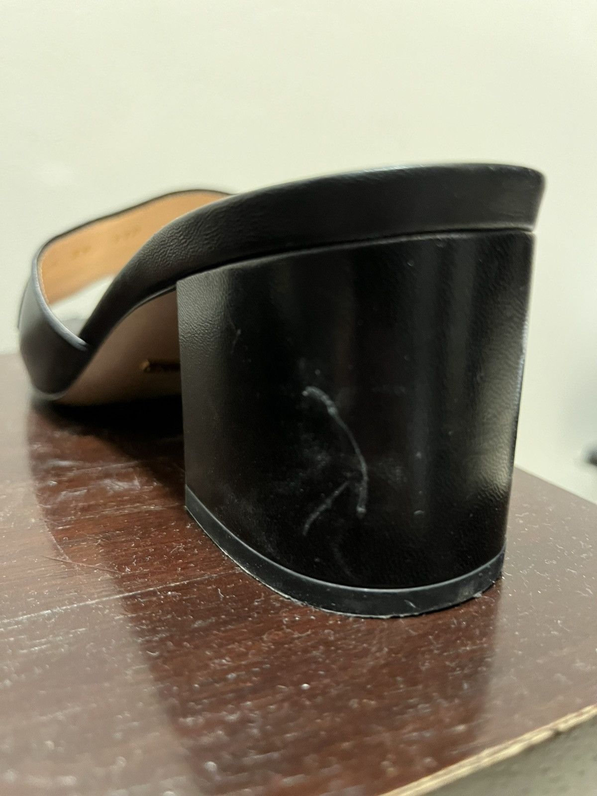Gucci Gucci Black 624305 Zumi Interlocking G Leather Slide Sandals Size US 9 / IT 39 - 8 Thumbnail
