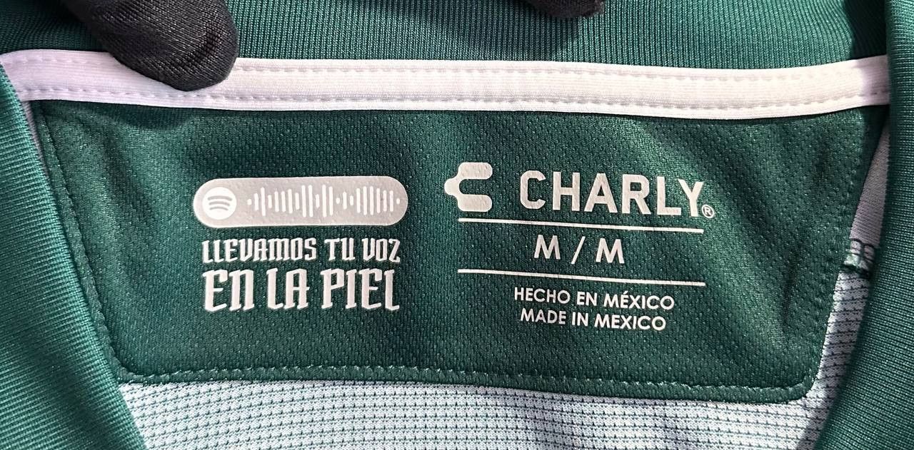 Other CHARLY Leon FC Home Stadium 2021-22 Jersey t shirt Green Size US M / EU 48-50 / 2 - 9 Thumbnail