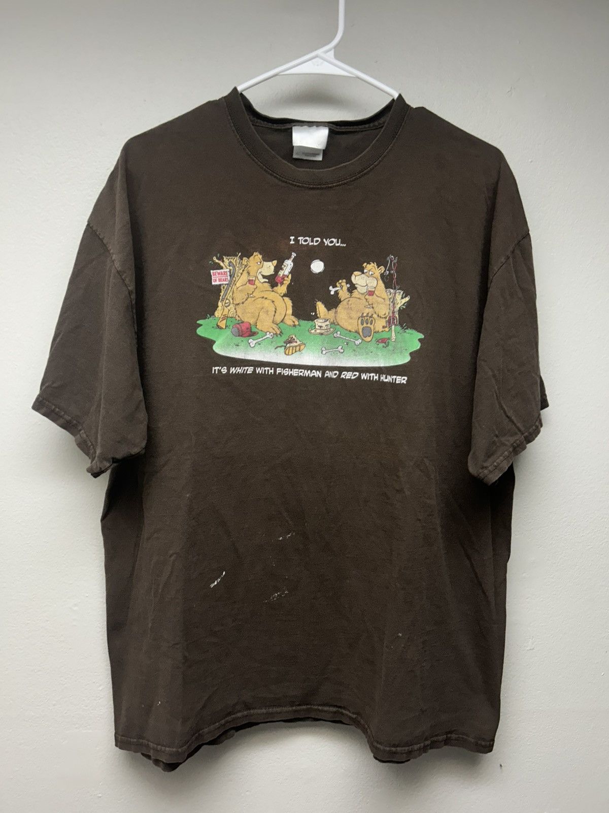 Vintage Y2K Funny Fishing Hunting Bears Graphic Tshirt Size US XL / EU 56 / 4 - 1 Thumbnail