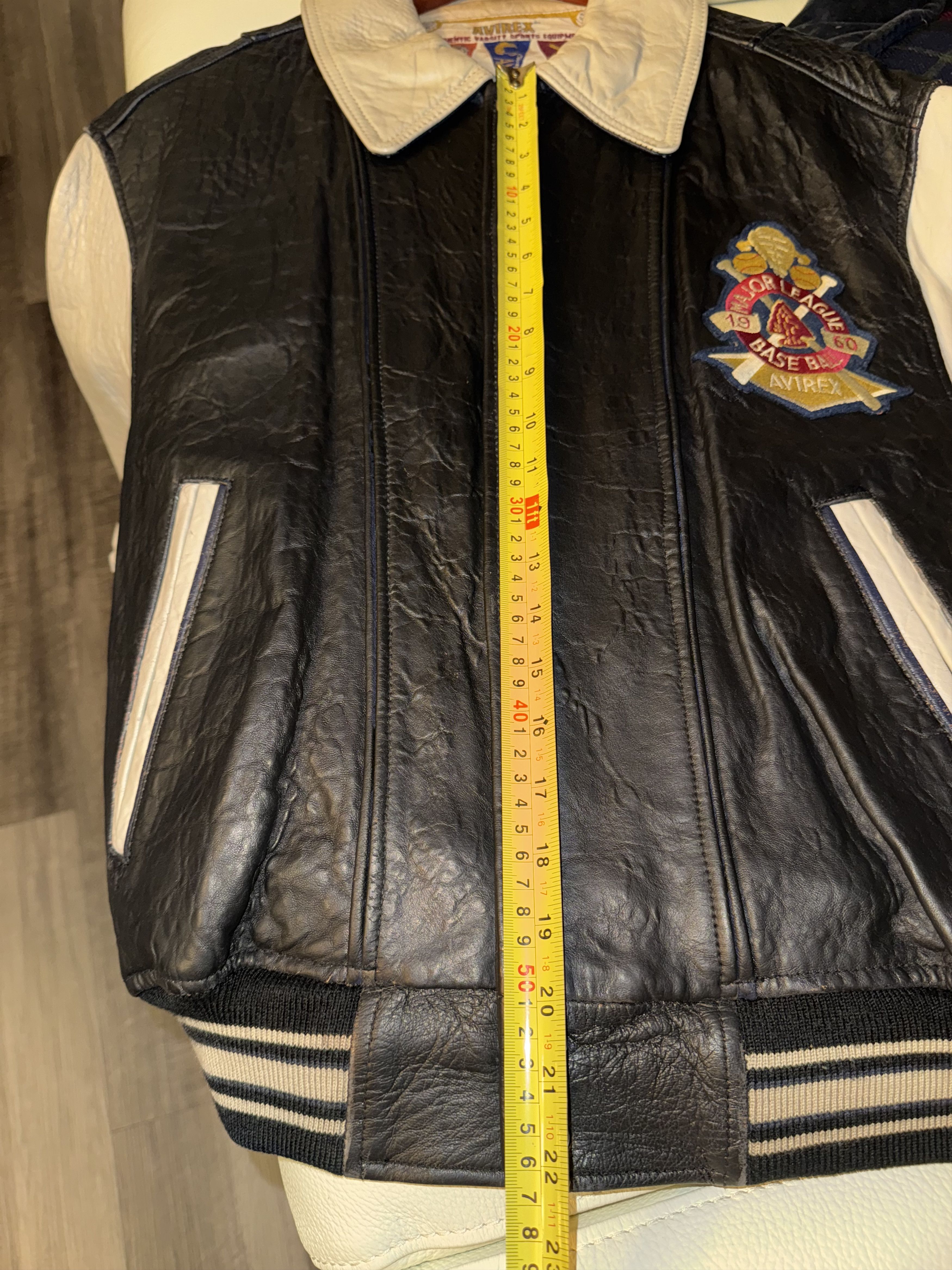 Avirex 90’s AVIREX CHIEF HIGH HAWK LEATHER VARSITY JACKET SZ M Size US M / EU 48-50 / 2 - 13 Thumbnail