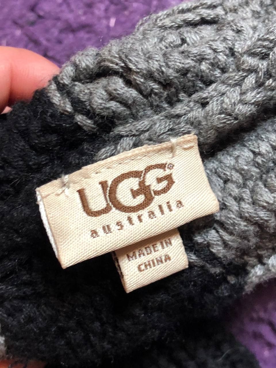 Ugg Vintage UGG striped knit Beanie Hat Size ONE SIZE - 2 Thumbnail