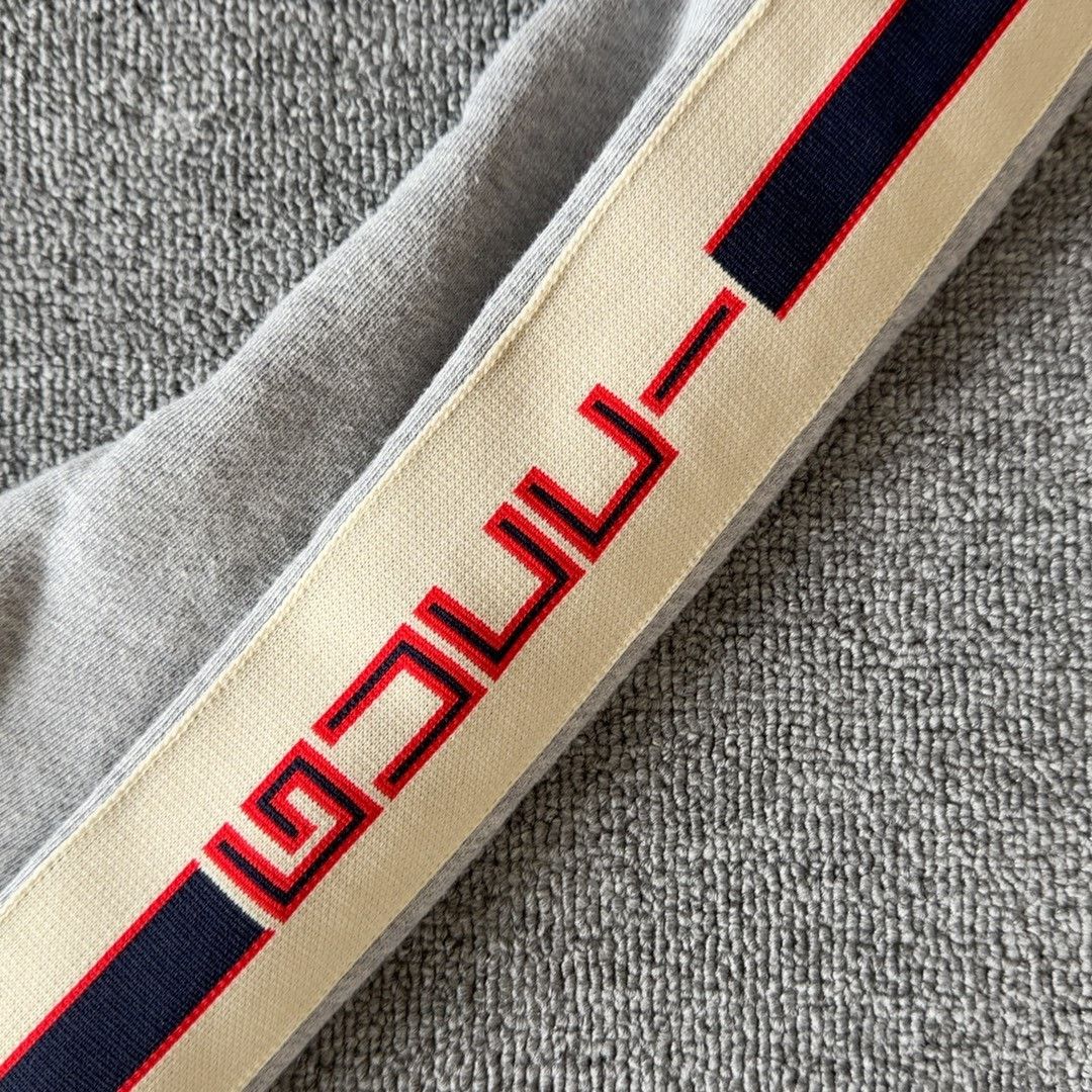 Gucci Gucci Side Stripe Logo Zip-Up Hoodie Grey Size US S / EU 44-46 / 1 - 8 Thumbnail