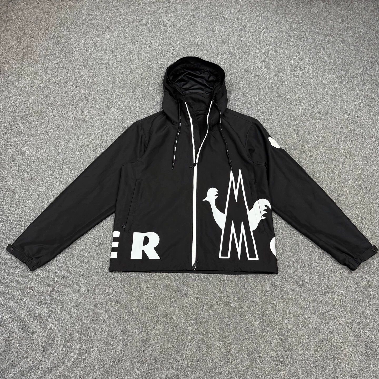 Moncler Moncler black nylon printed jacket size 3 Size US L / EU 52-54 / 3 - 1 Thumbnail