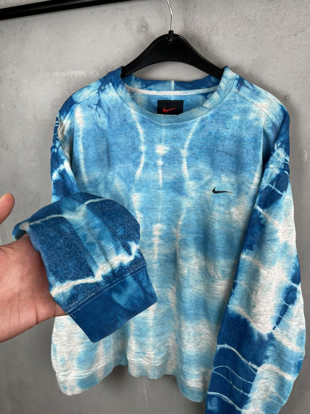 Nike Nike tay day sweatshirt y2k vintage 90s Size US L / EU 52-54 / 3 - 8 Thumbnail