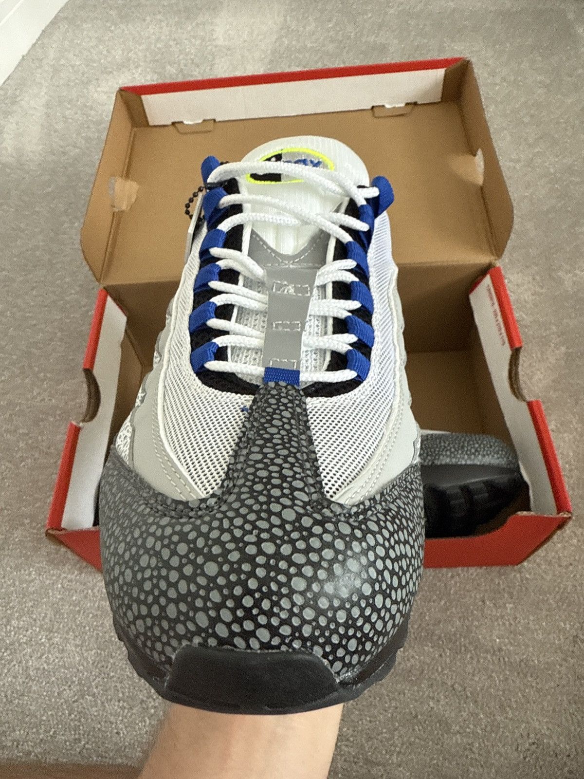 Nike Nike Air max 95s (Kiss my airs) Size US 11 / EU 44 - 3 Thumbnail