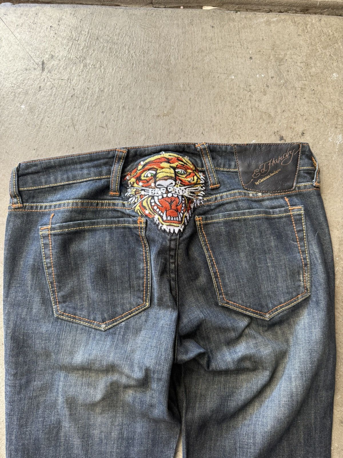 Ed Hardy Women’s Ed hardy vintage Y2K 00s straight fit denim tiger 28 Size 28" / US 6 / IT 42 - 1 Thumbnail