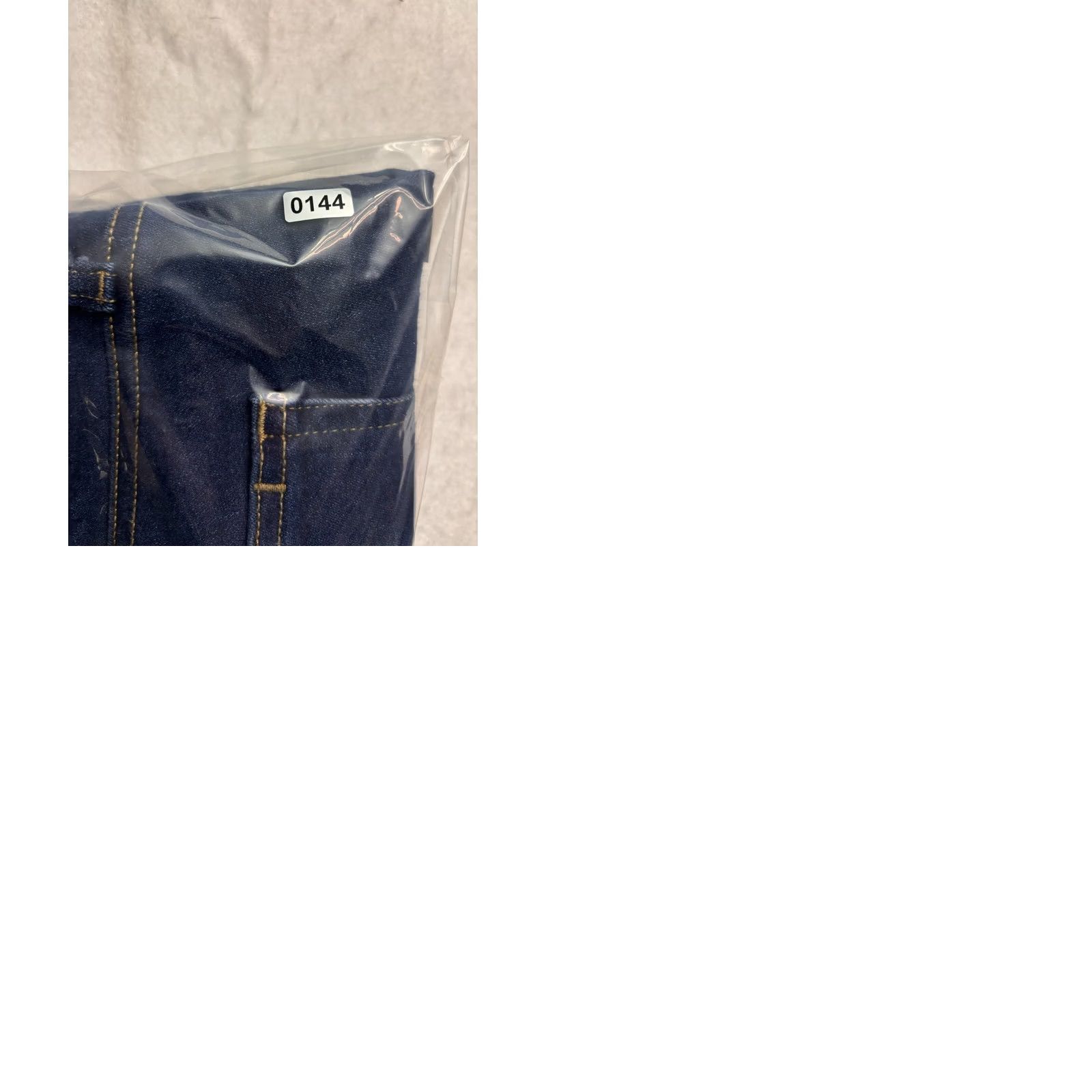Paige Paige Skyline Skinny Jeans Womens 31 (33x 31) Dark Wash Blue Denim Stretch Size 24" / US 00 / IT 34 - 9 Thumbnail