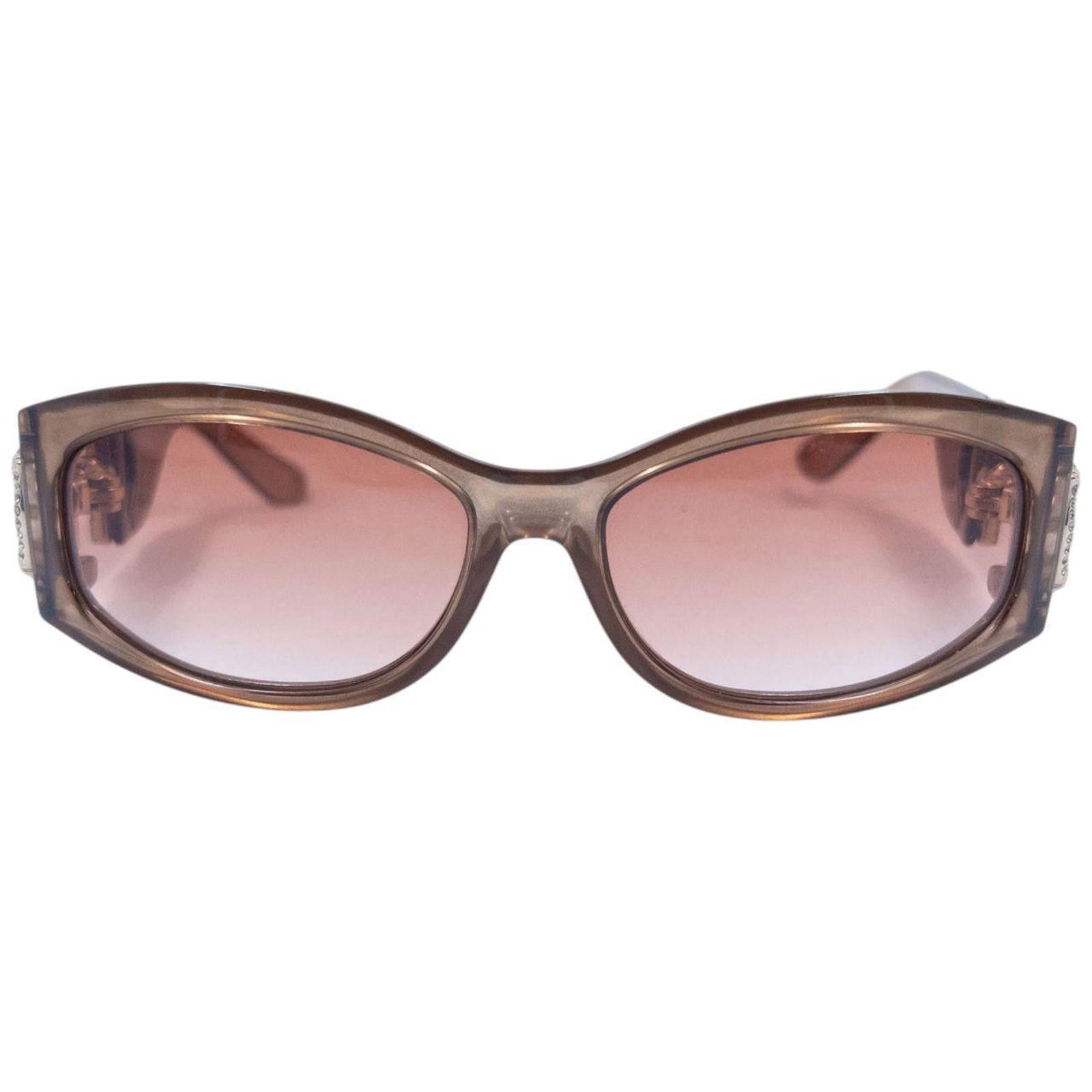 Gucci Vintage Gucci Diamonte Horse Bit Sunglasses Size ONE SIZE - 2 Thumbnail