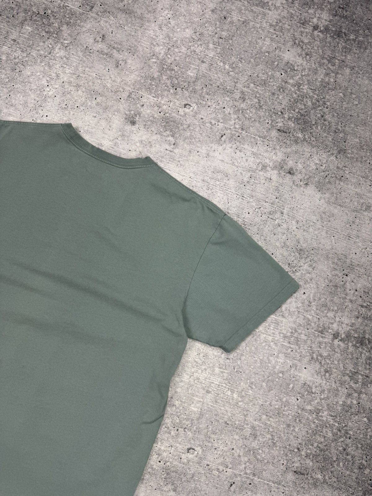 Carhartt × Carhartt Wip × Designer Vintage Y2K Style Carhartt WIP S/S Chase Logo T-Shirt Tee Size US L / EU 52-54 / 3 - 16 Thumbnail