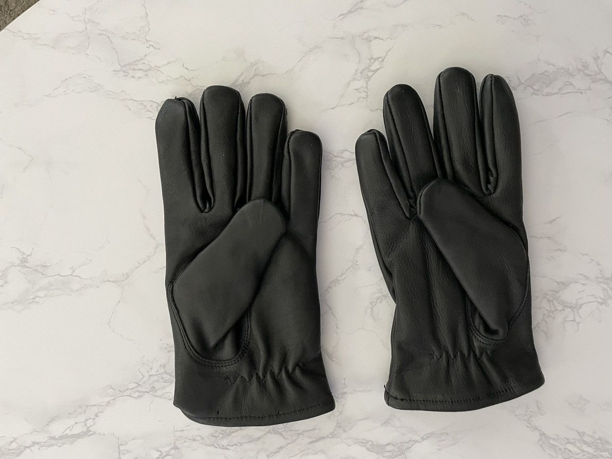 Other Show me the body coffin embroidered mens leather gloves Size ONE SIZE - 3 Thumbnail