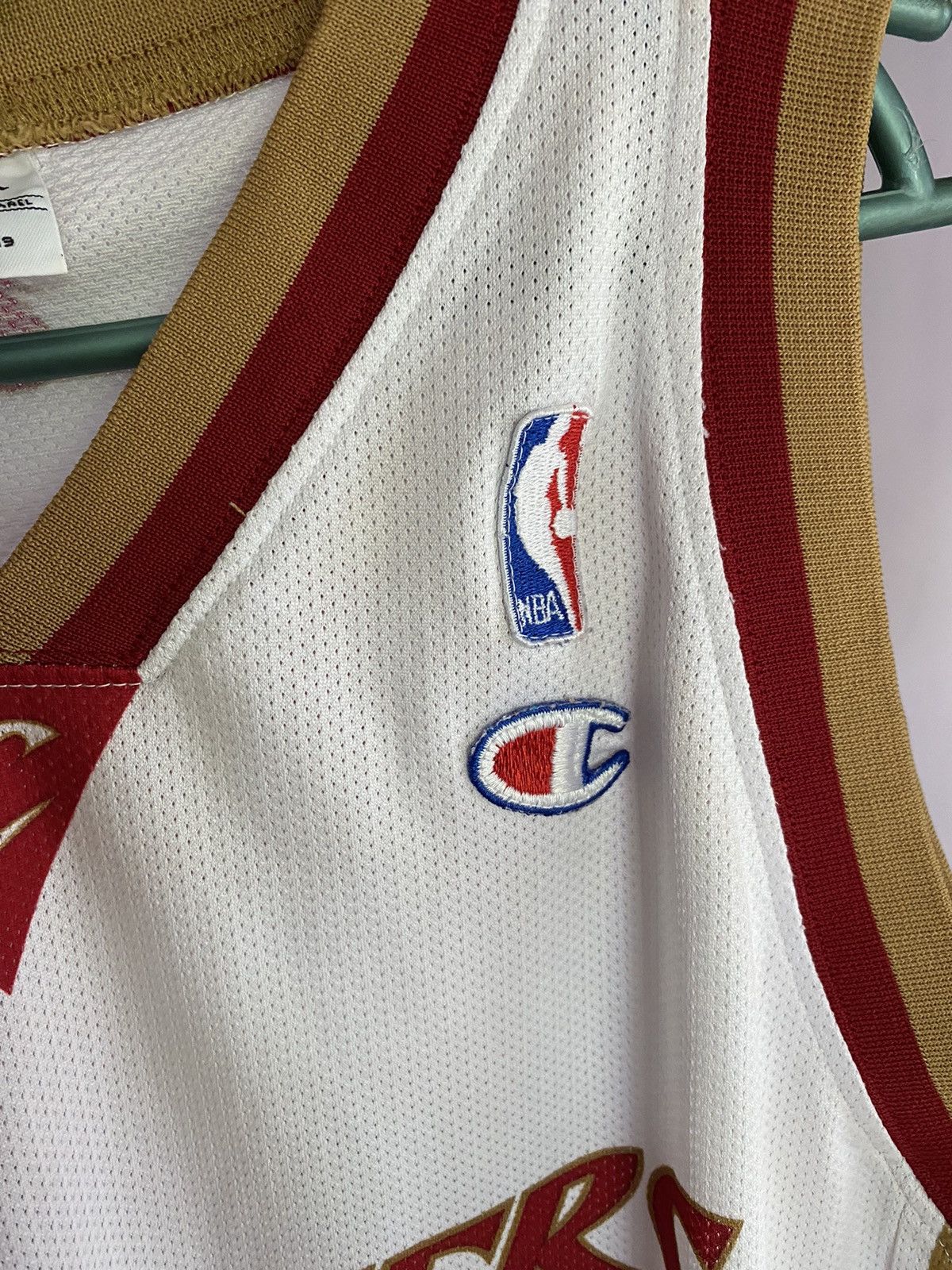 Champion × NBA × Vintage LeBron James Cleveland Cavaliers Jersey 23 Champion NBA Cavs Size US XL / EU 56 / 4 - 10 Thumbnail