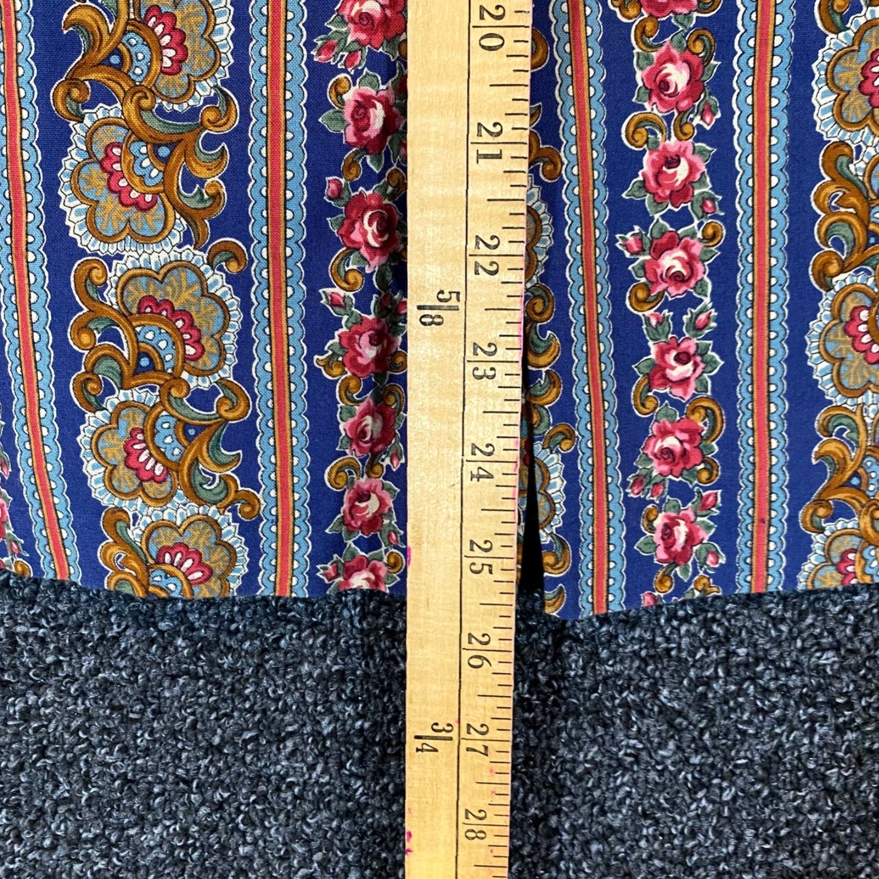 Vintage VINTAGE Royal Creations Hawaiian Shirt Mens Medium Blue Floral Button-Up Outdoors S/S Size US M / EU 48-50 / 2 - 5 Thumbnail