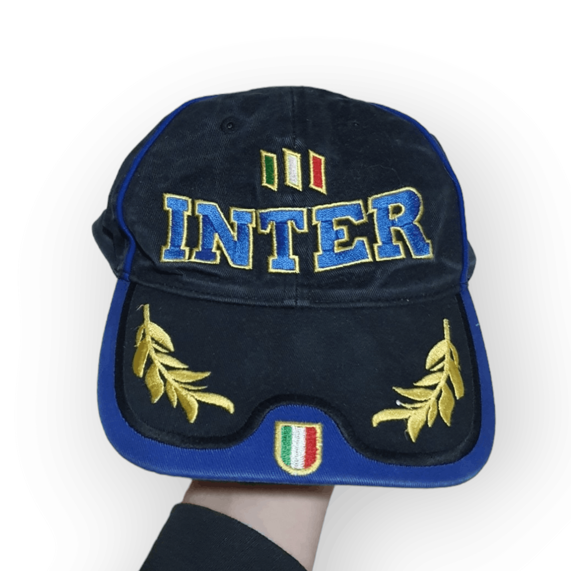 Vintage Vintage Internazionale Milano Discoloured Hat Size ONE SIZE - 1 Thumbnail