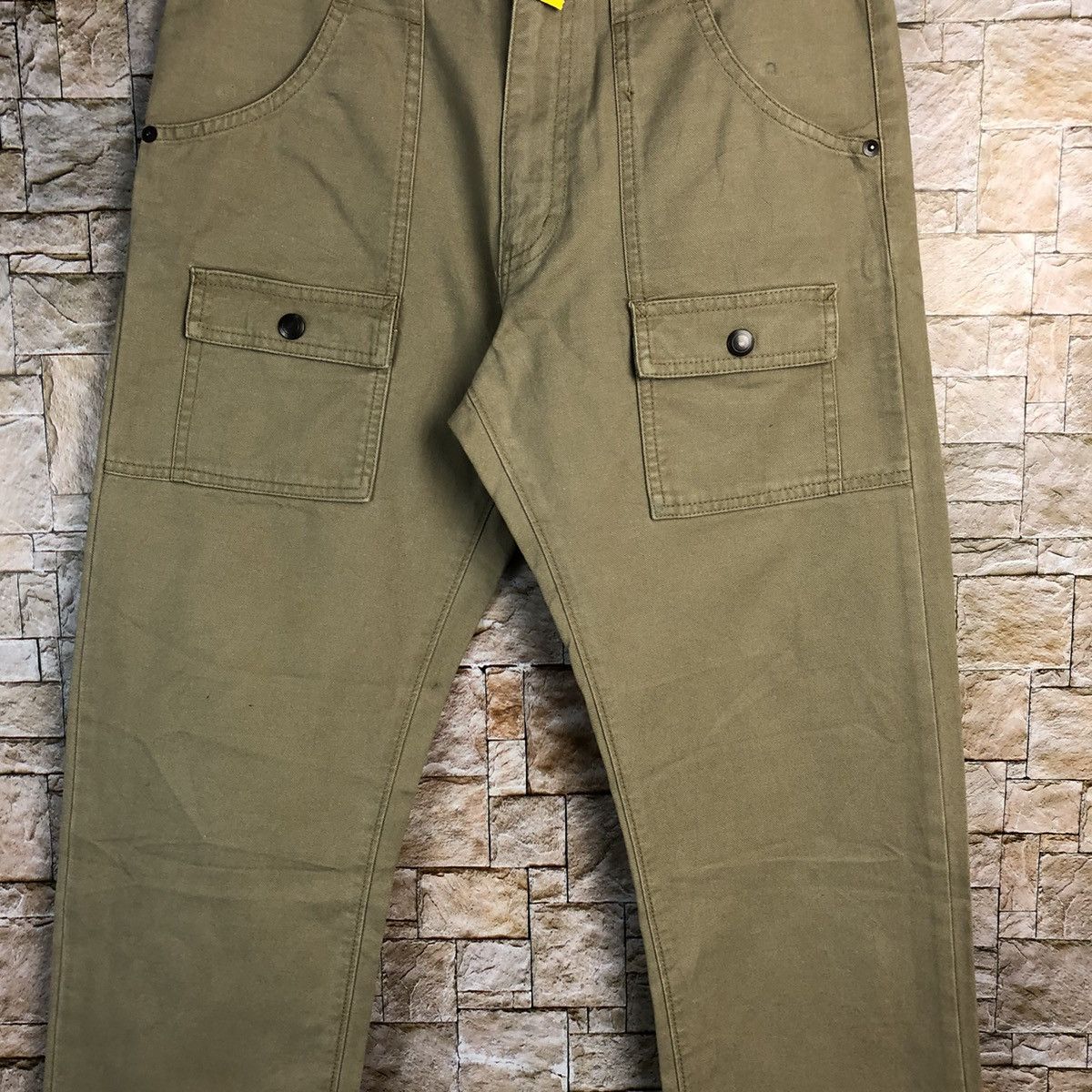 Japanese Brand Uniqlo japan vintage tactical Brown cargo Pants #A128 Size US 31 - 6 Thumbnail