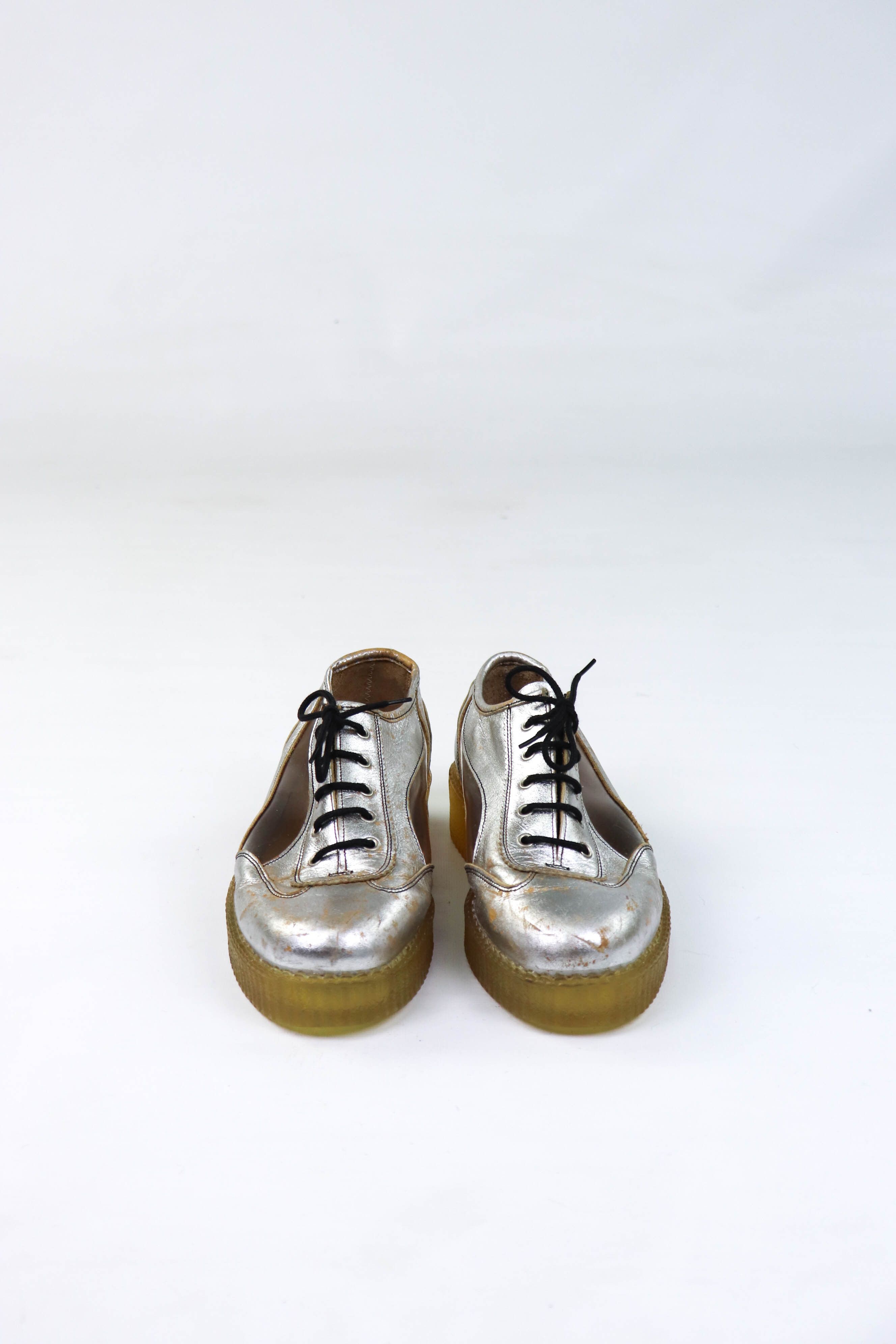 Other Red Or Dead Vintage Made in England Silver Leather Shoes Size US 9 / EU 42 - 2 Thumbnail