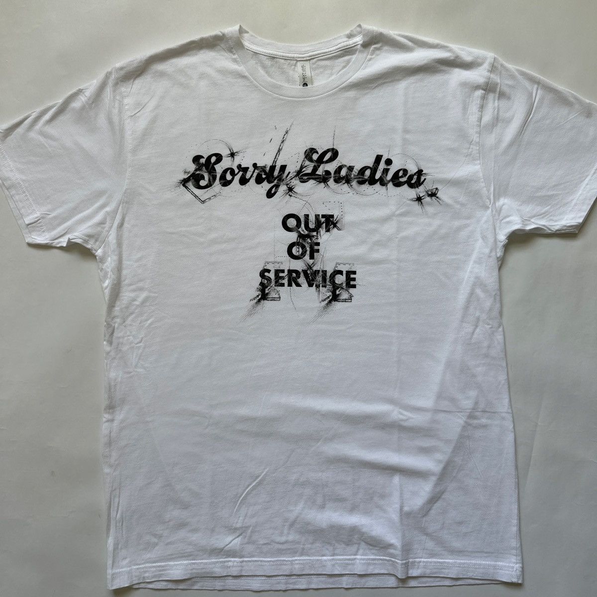 Vintage Sorry ladies slogan party tee mechanic style filth white Size US L / EU 52-54 / 3 - 2 Thumbnail