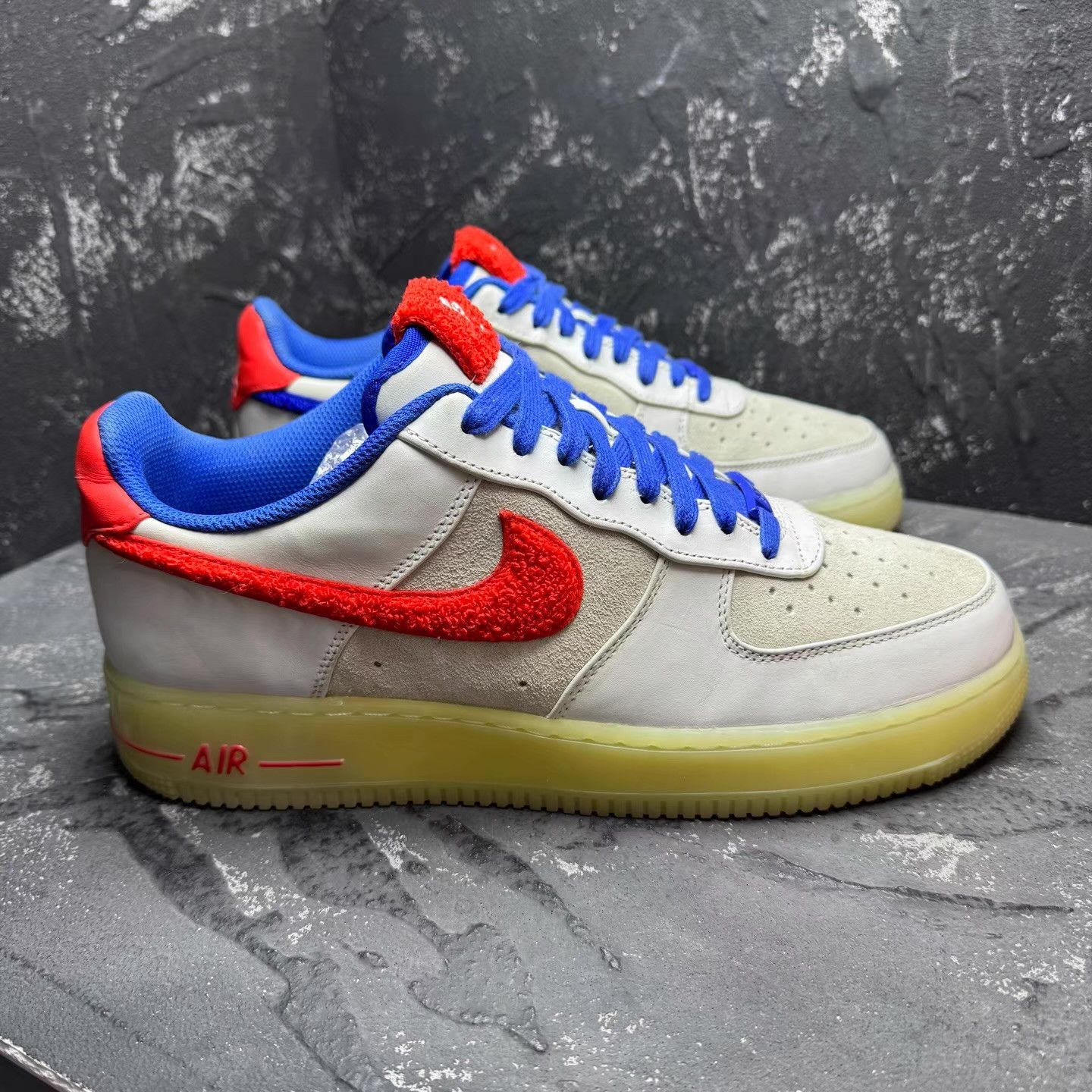 Nike Nike Air Force 1 White Rabbit Year of the Rabbit Q10 Size US 10.5 / EU 43-44 - 6 Thumbnail