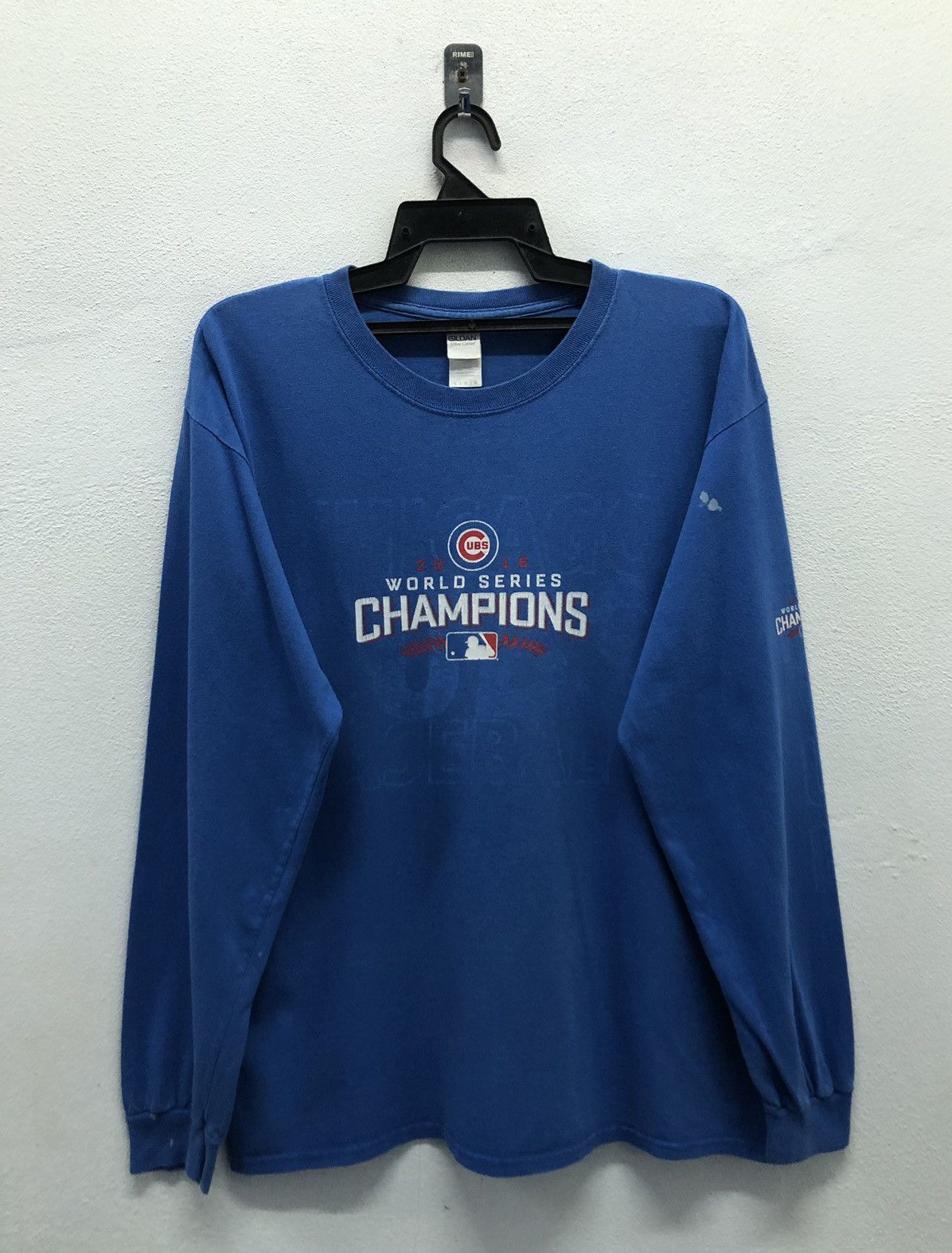 Vintage Vintage Cubs 2016 World Series Champions Long Sleeve T-Shirt Size US L / EU 52-54 / 3 - 1 Thumbnail