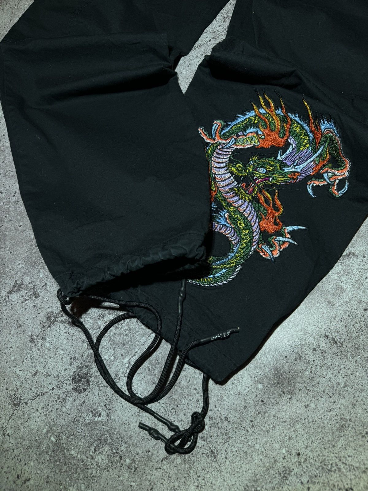 Christian Audigier × Ed Hardy × Vintage Ed Hardy Vintage big logo cargo pants Size US 30 / EU 46 - 9 Thumbnail