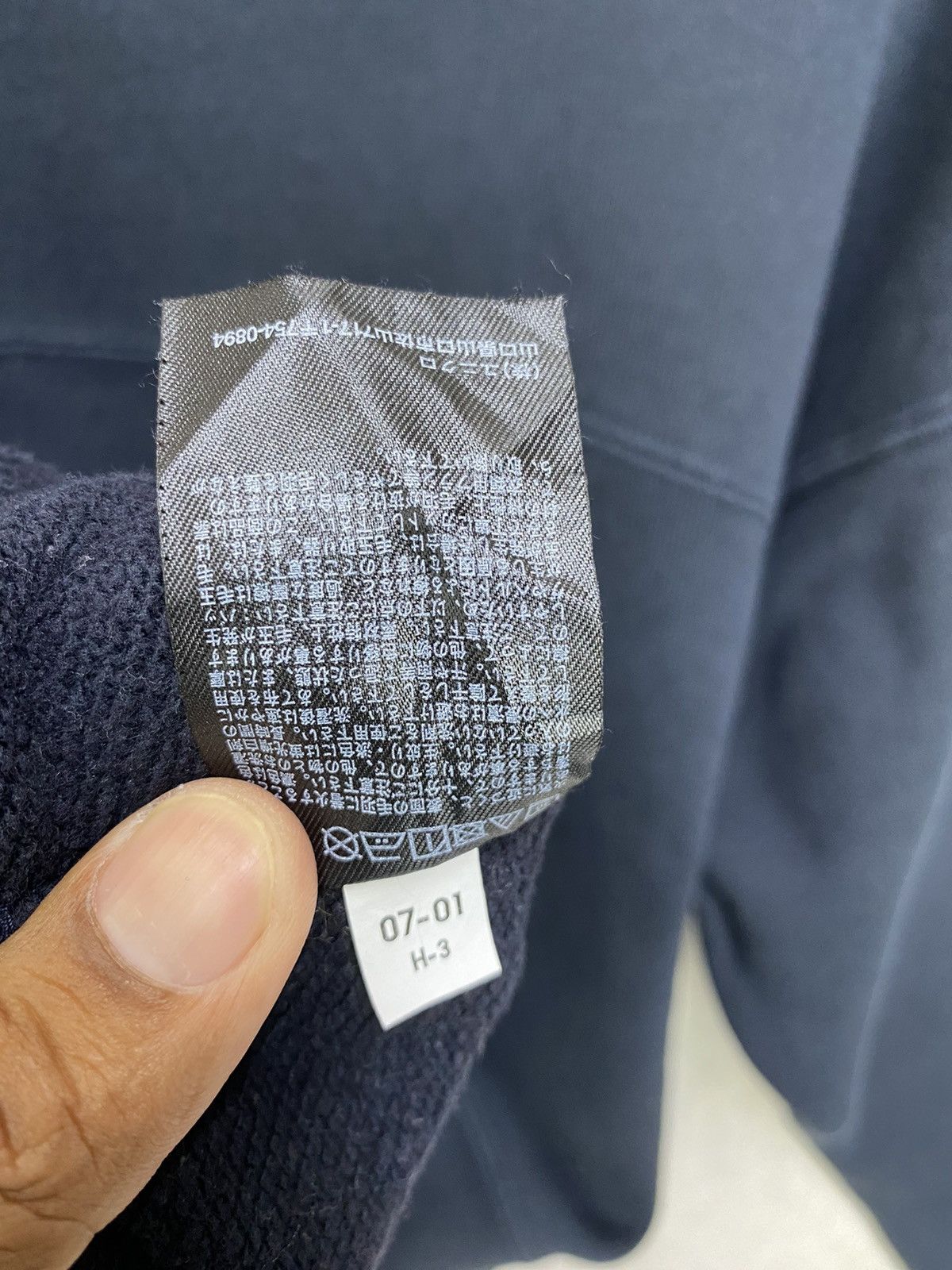 The Simpsons Bart Simpson X Uniqlo Sweatshirt Jumper Crewneck Size L Size US L / EU 52-54 / 3 - 9 Thumbnail