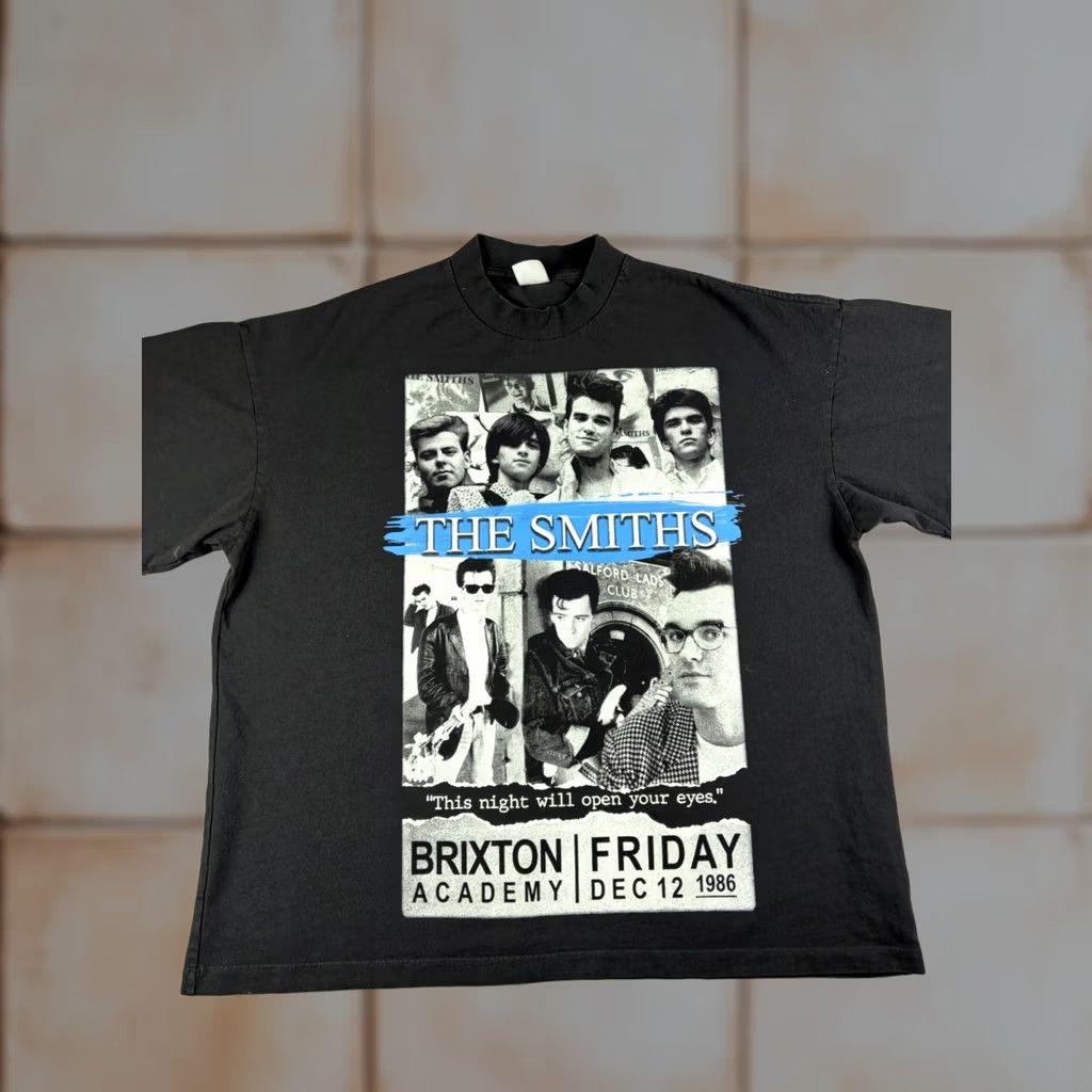Vintage The Smiths Band T Shirt Men L Black Rock Graphic Print Vintage? No (remove question) Size US L / EU 52-54 / 3 - 1 Thumbnail