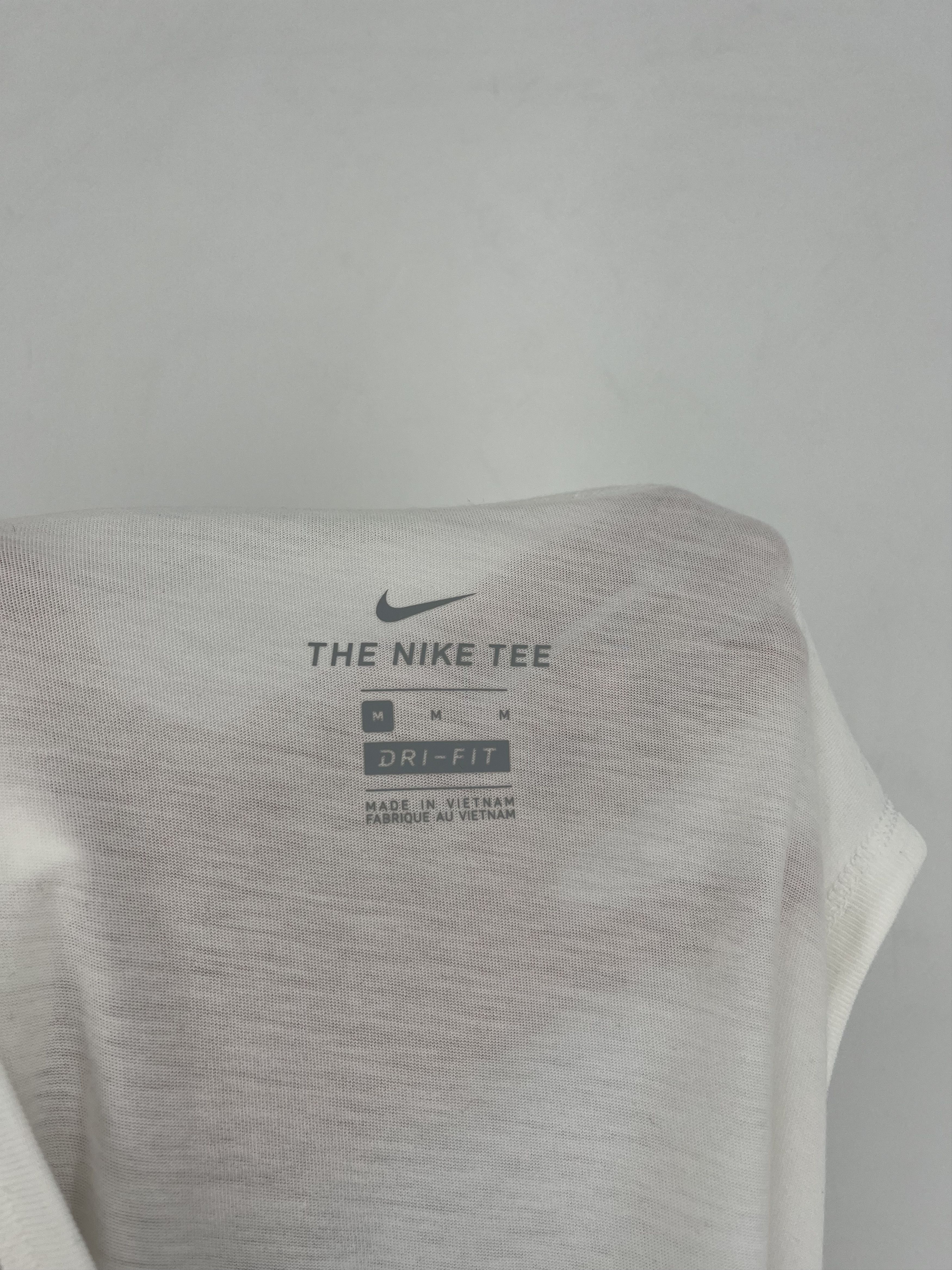 Nike × Vintage Vintage 90s Nike Jersey Travis Style Sportwear Style Size US M / EU 48-50 / 2 - 11 Thumbnail
