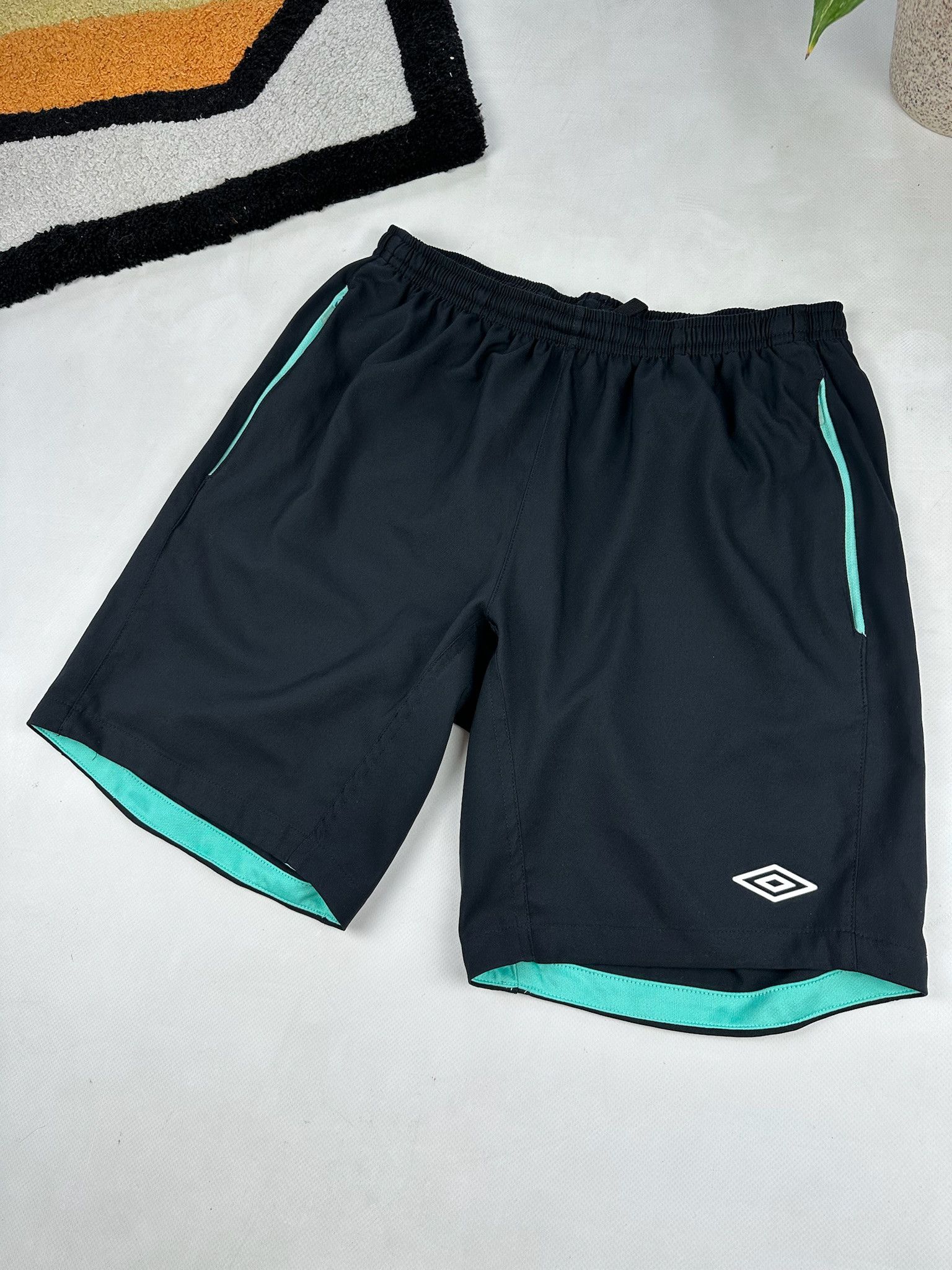 Umbro × Vintage Mens vintage Umbro shorts rare streetwear y2k Size US 30 / EU 46 - 1 Thumbnail
