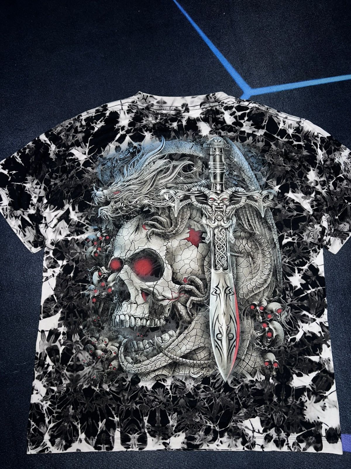 Other Vintage Wild Skull Dragon Graphic T-shirt Size US L / EU 52-54 / 3 - 2 Thumbnail