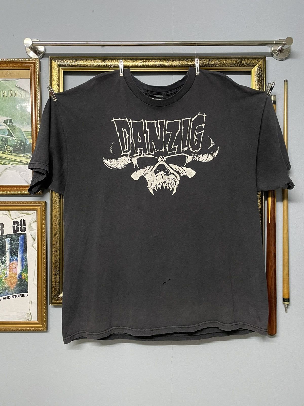 Vintage Vintage Danzig American Heavy Metal Iconic Skull Sunfaded Size US XL / EU 56 / 4 - 1 Thumbnail