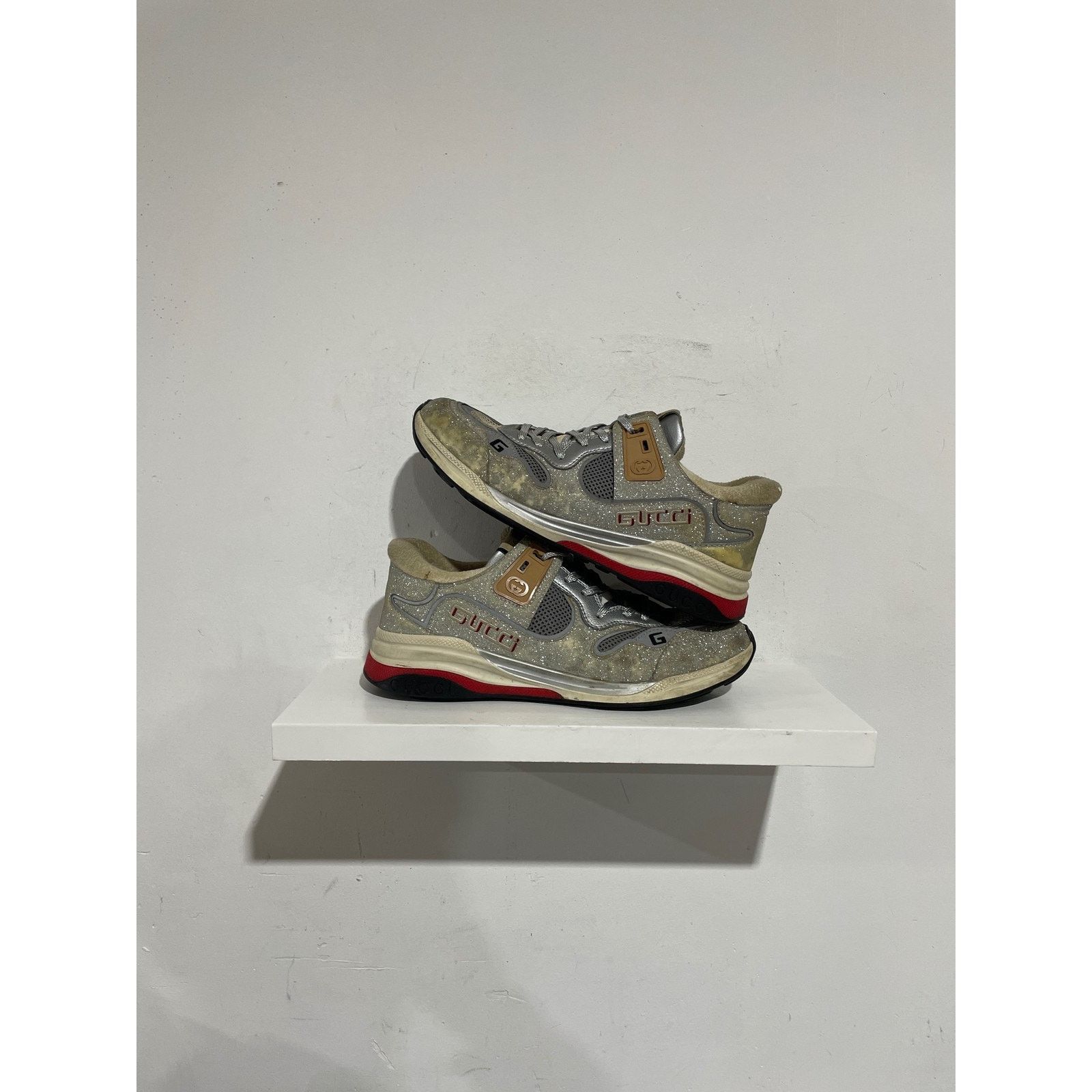 Gucci GUCCI ULTRAPACE SILVER SIZE 8 PREOWNED Size US 8 / EU 41 - 1 Thumbnail