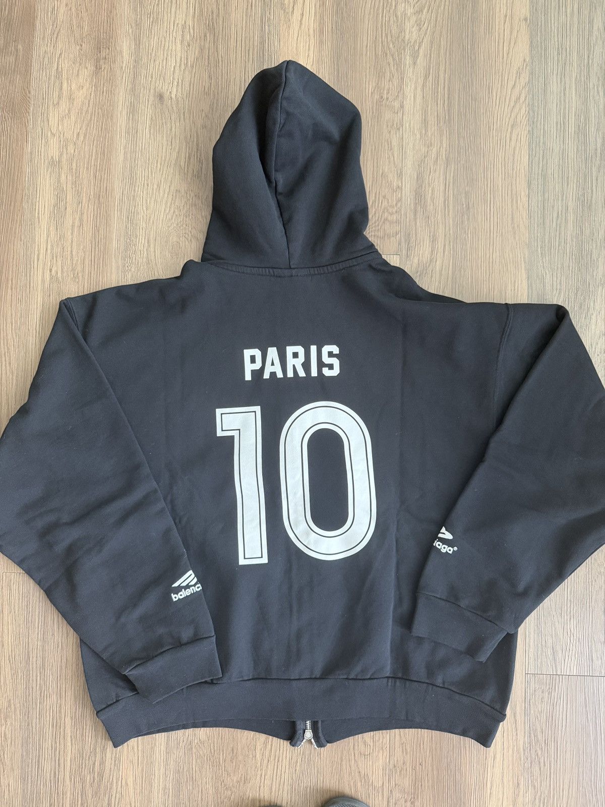 Balenciaga Balenciaga Soccer Hoodie Size US M / EU 48-50 / 2 - 12 Thumbnail