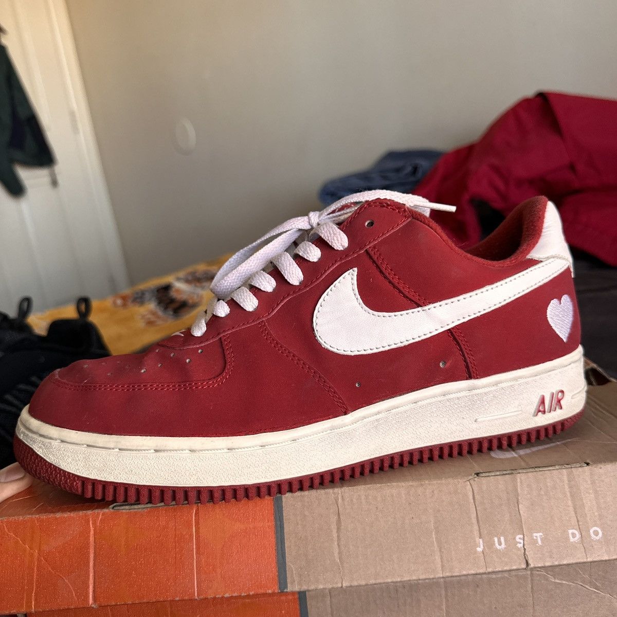 Nike Nike Air Force 1 Valentines Day 2003 wmns Size US 9.5 / EU 42-43 - 1 Thumbnail