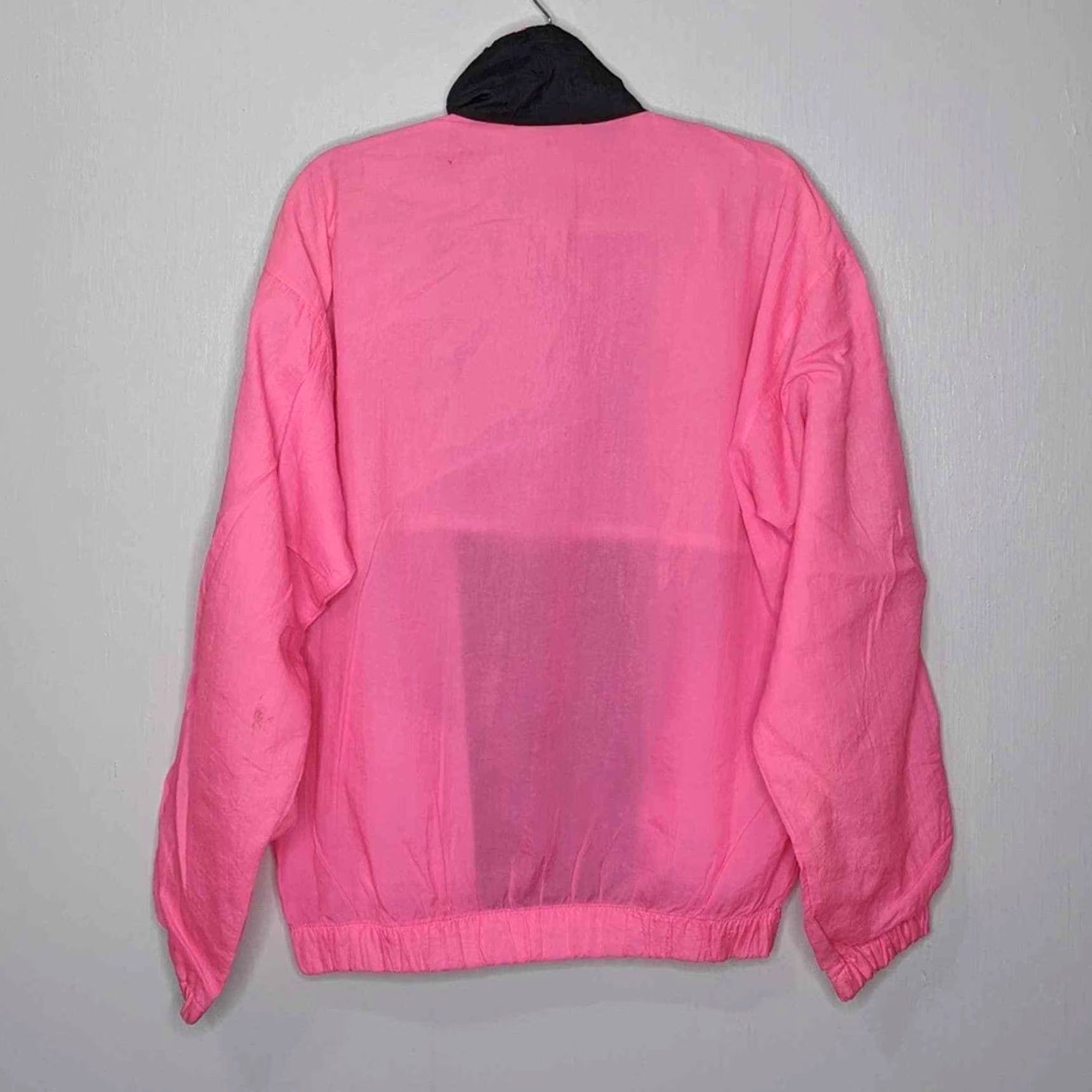 Pinko VINTAGE Windbreaker M/L Black Pink Neon Zip Windbreaker Unisex Adults M/L 90s Concert Track Court Shirt Size M / US 6-8 / IT 42-44 - 4 Thumbnail