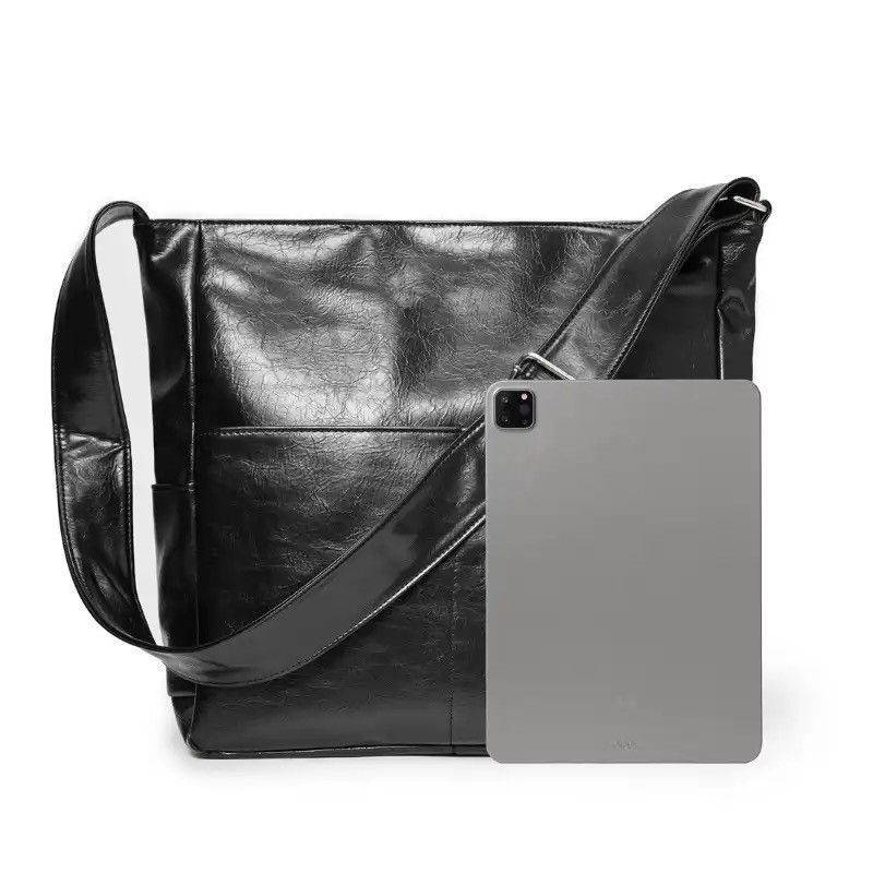Japanese Brand Soft Leather Shoulder Messenger Bag Size ONE SIZE - 4 Thumbnail