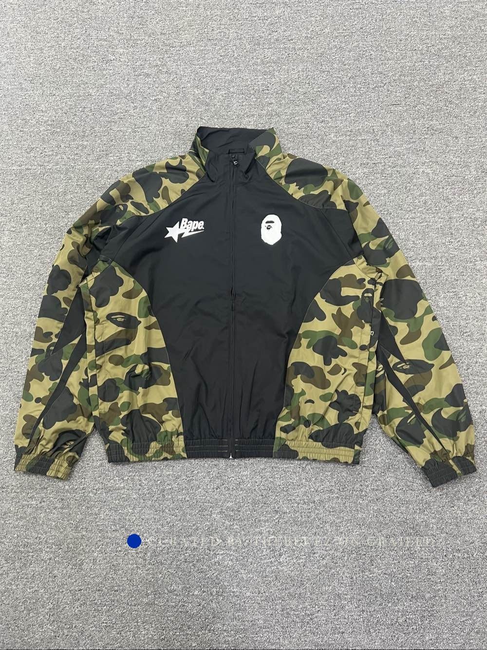 Bape Camo Logo Track Jacket in Multi Colorway Size US L / EU 52-54 / 3 - 1 Thumbnail